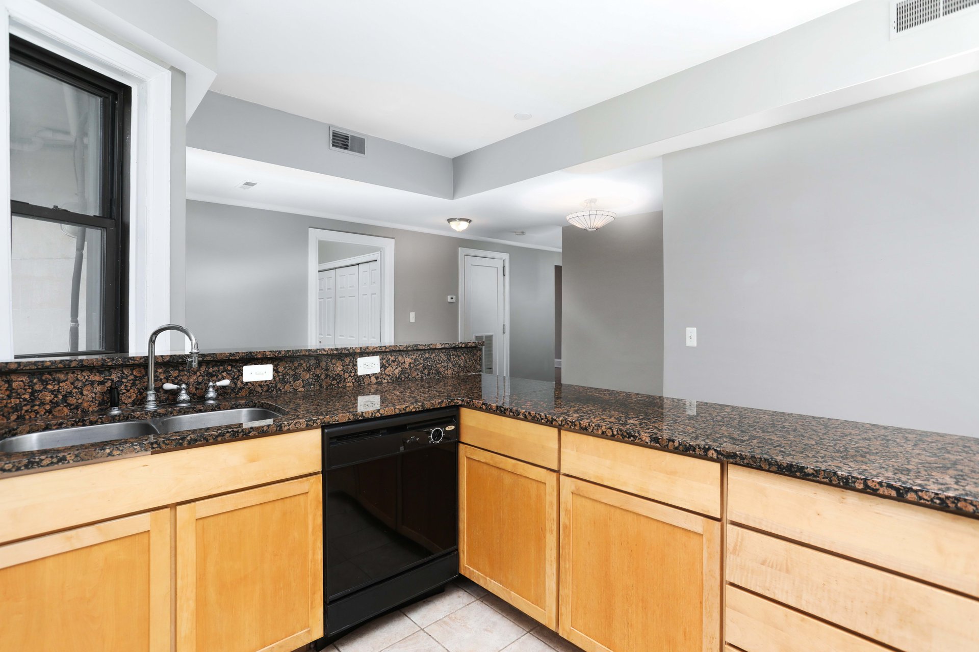 2900 E Jefferson Avenue Unit: A100