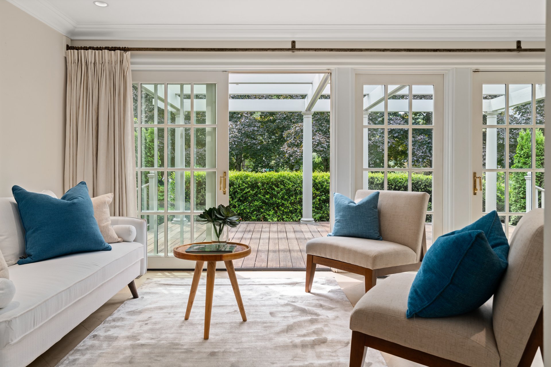 11 Clovelly Rd