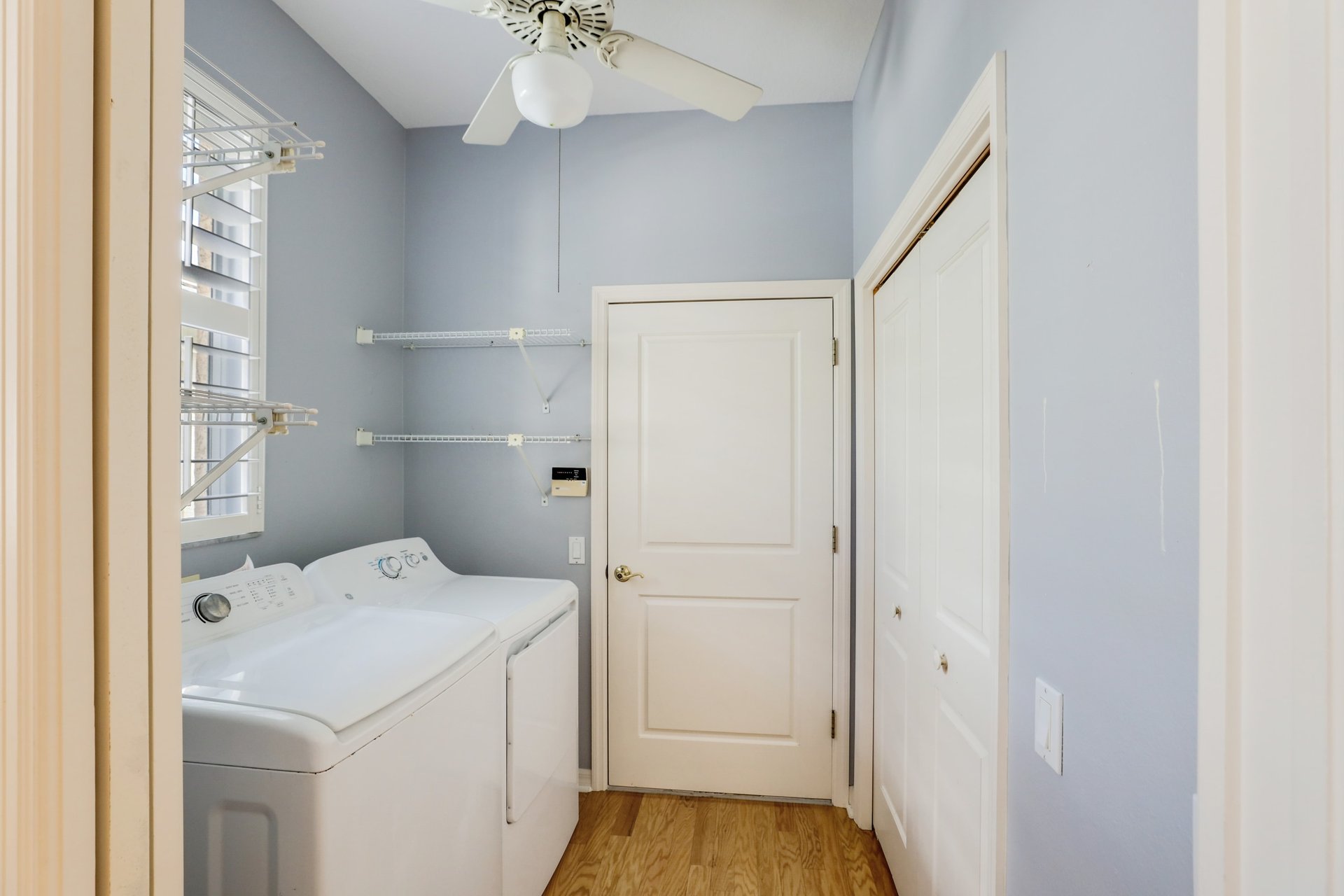 1379 Tearose Place