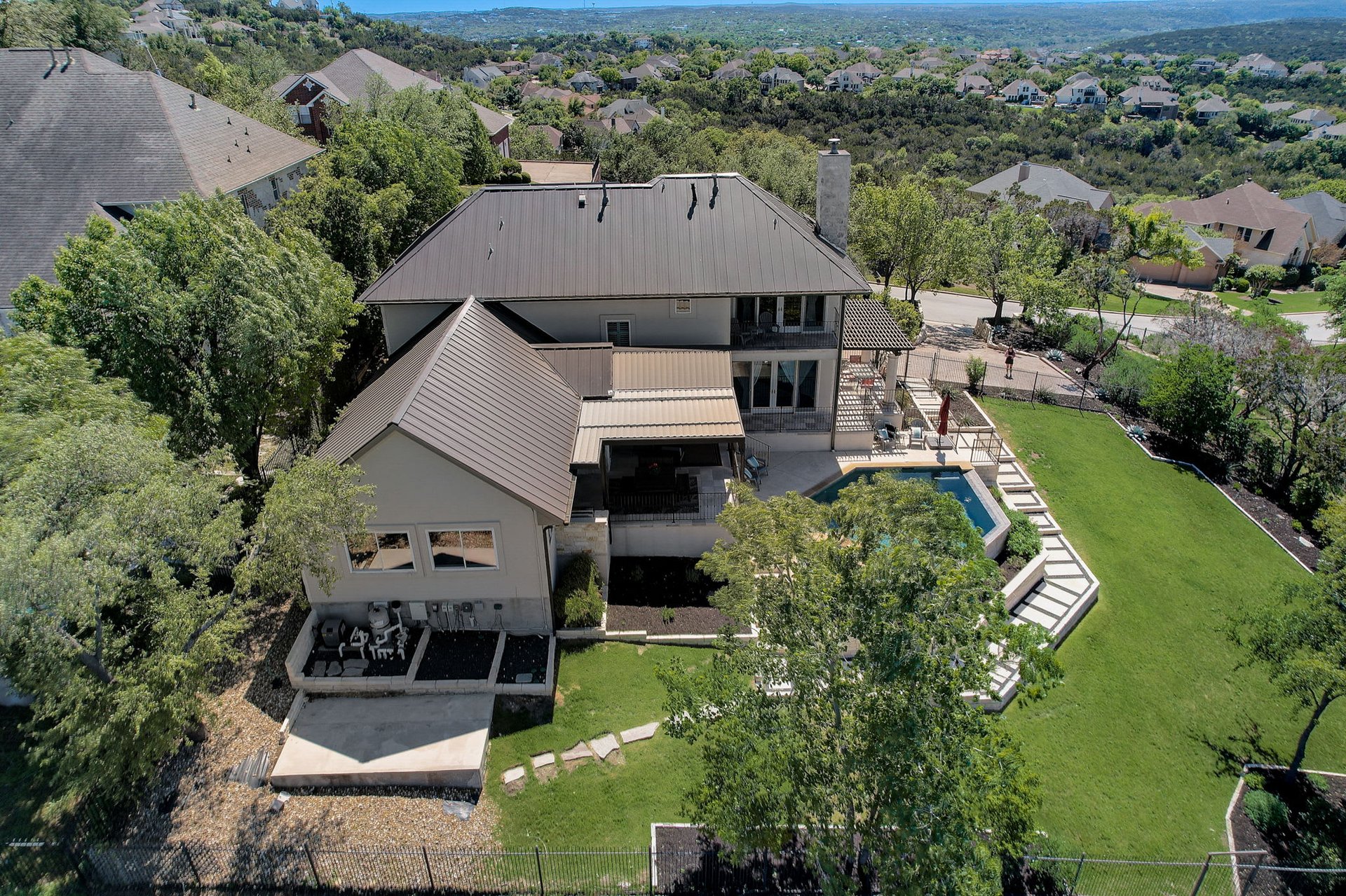 Hill Country Paradise: Luxurious 4/3 Home with Heated Pool/Spa and Spectacular Sunset Views in River Place!