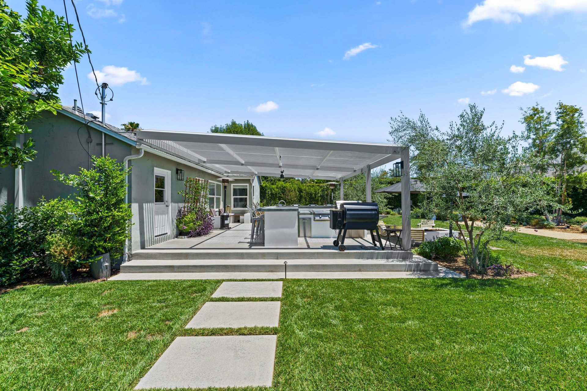 13340 Martha St, Valley Glen