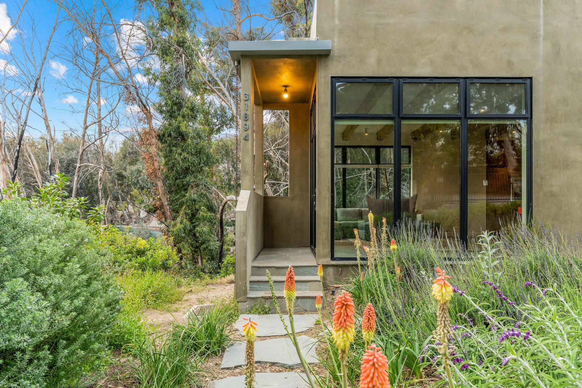 31894 Sea Level Dr, Malibu