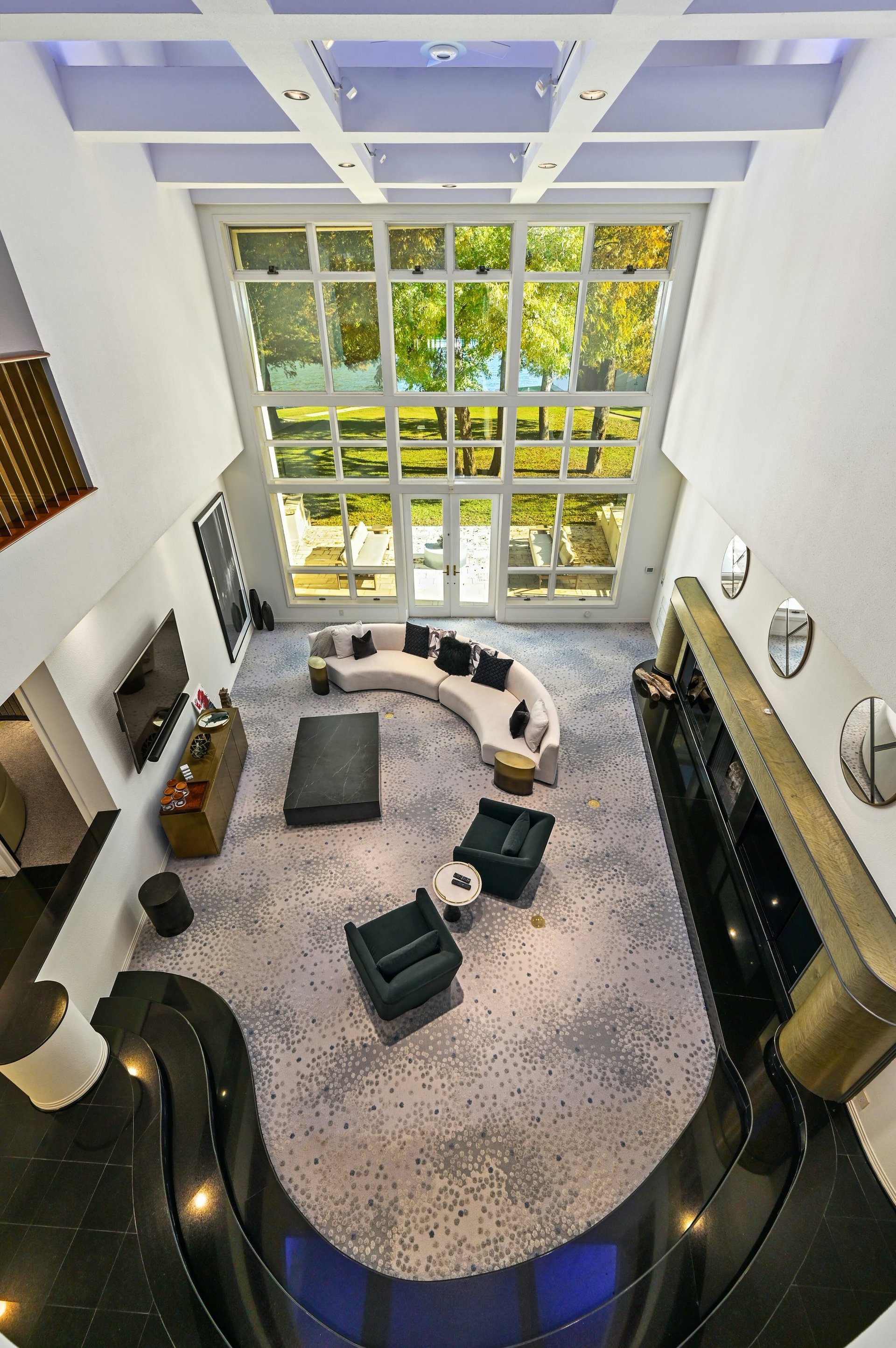 3511 Westlake Drive