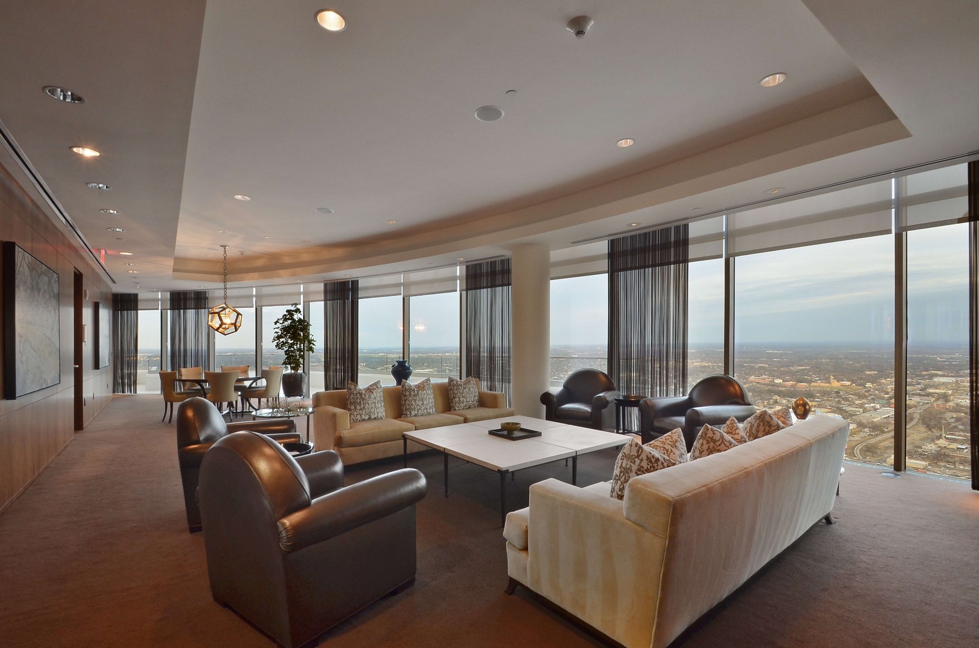200 Congress Ave #44J