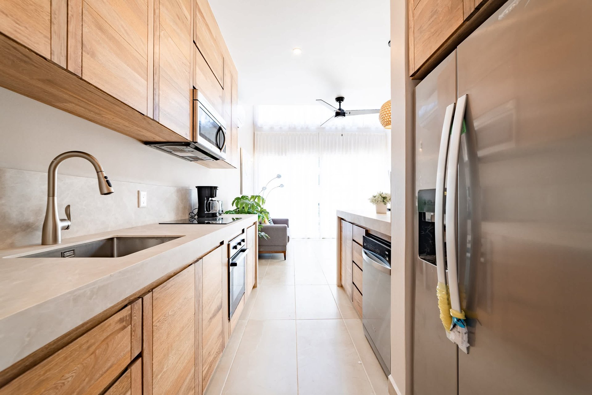 1 bedroom & 1 studio, Condo, Costta Plaza & Condos