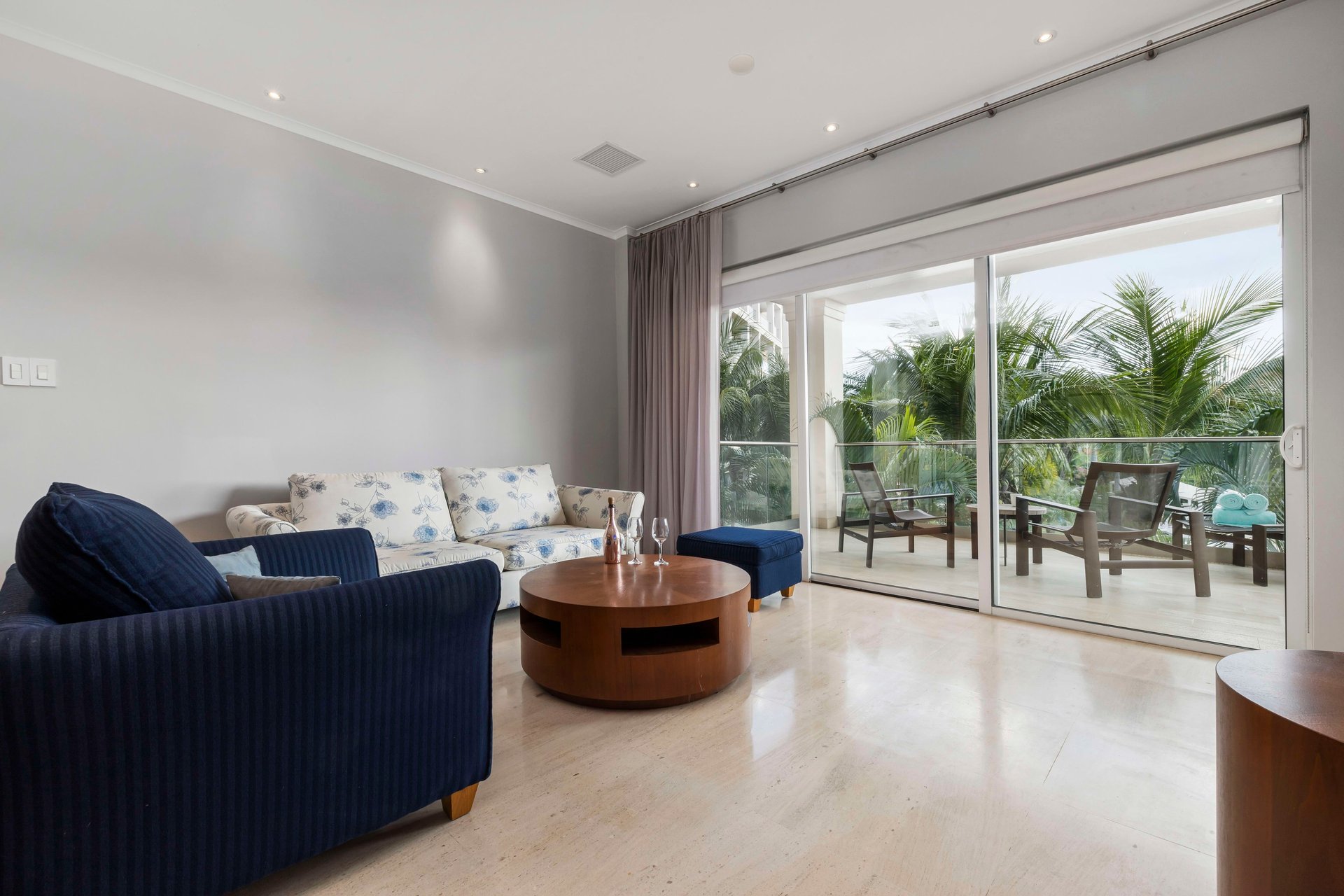 Le Vent Condominium Unit 207