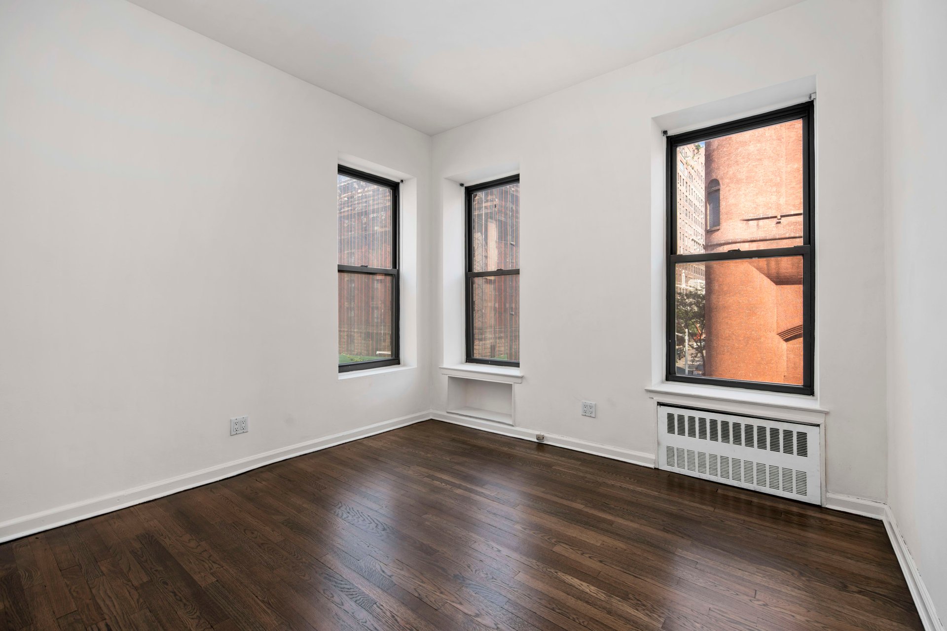 30 EAST 95TH STREET
