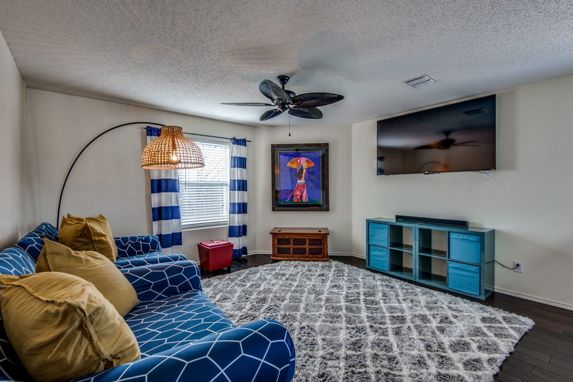 2716 Lazy Oak Drive