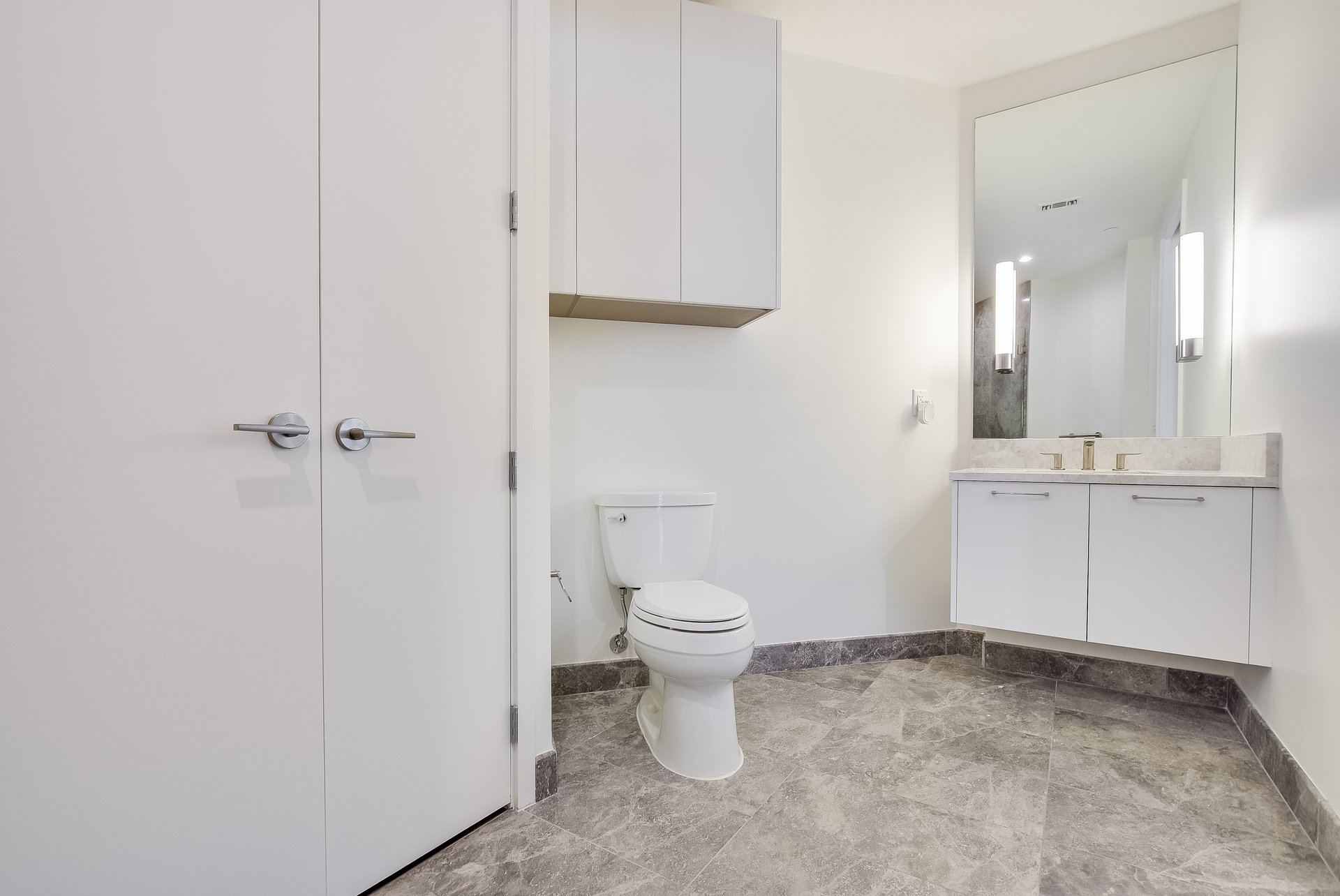 501  West Ave,  #1406