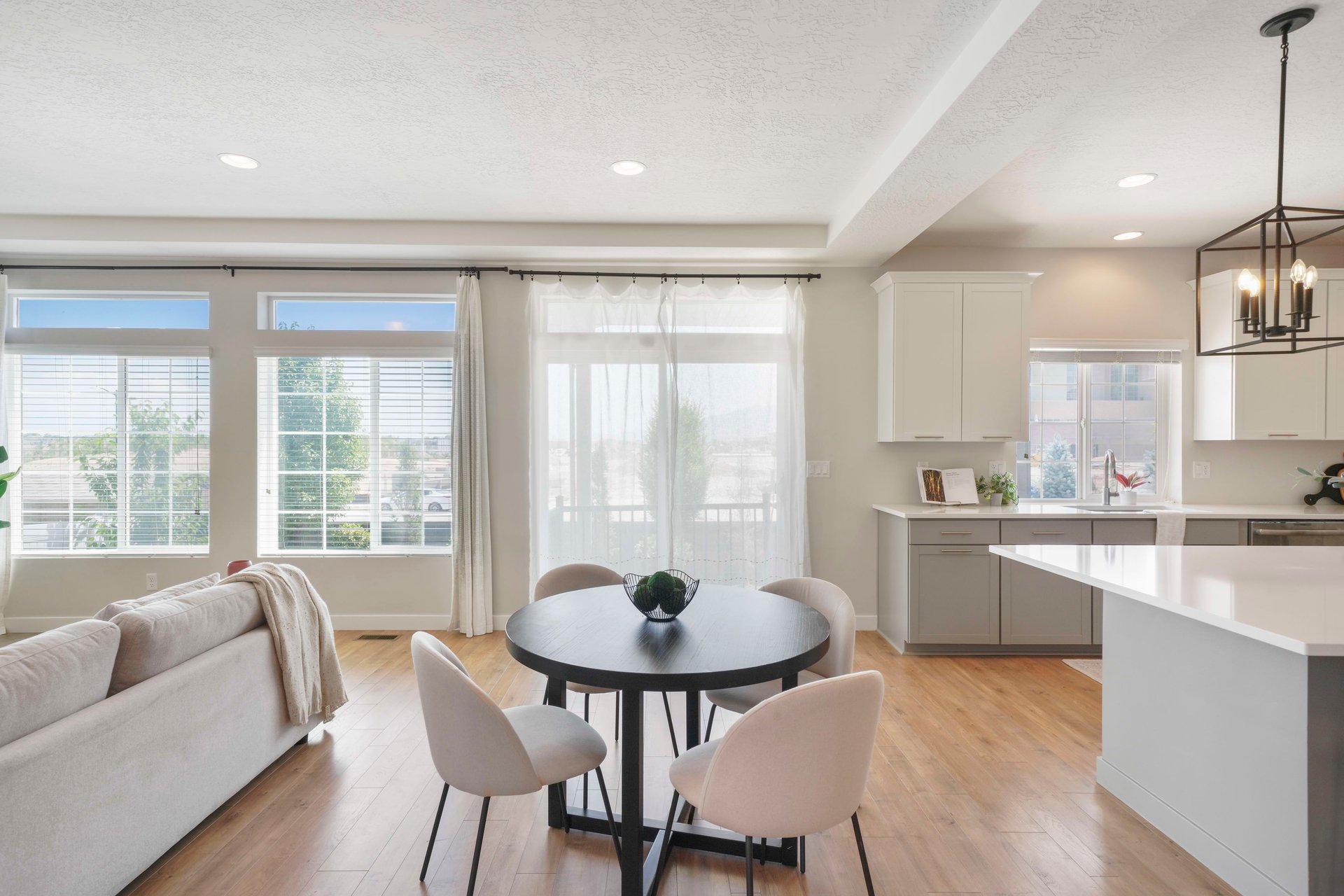 Beautiful Starter Home - Listing