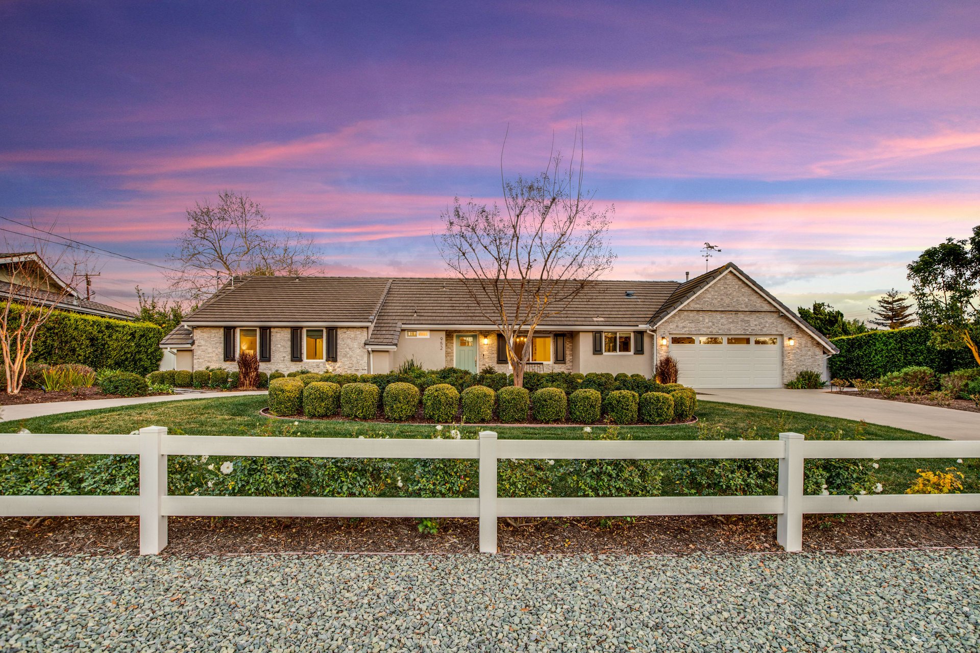 952 Camino Flores