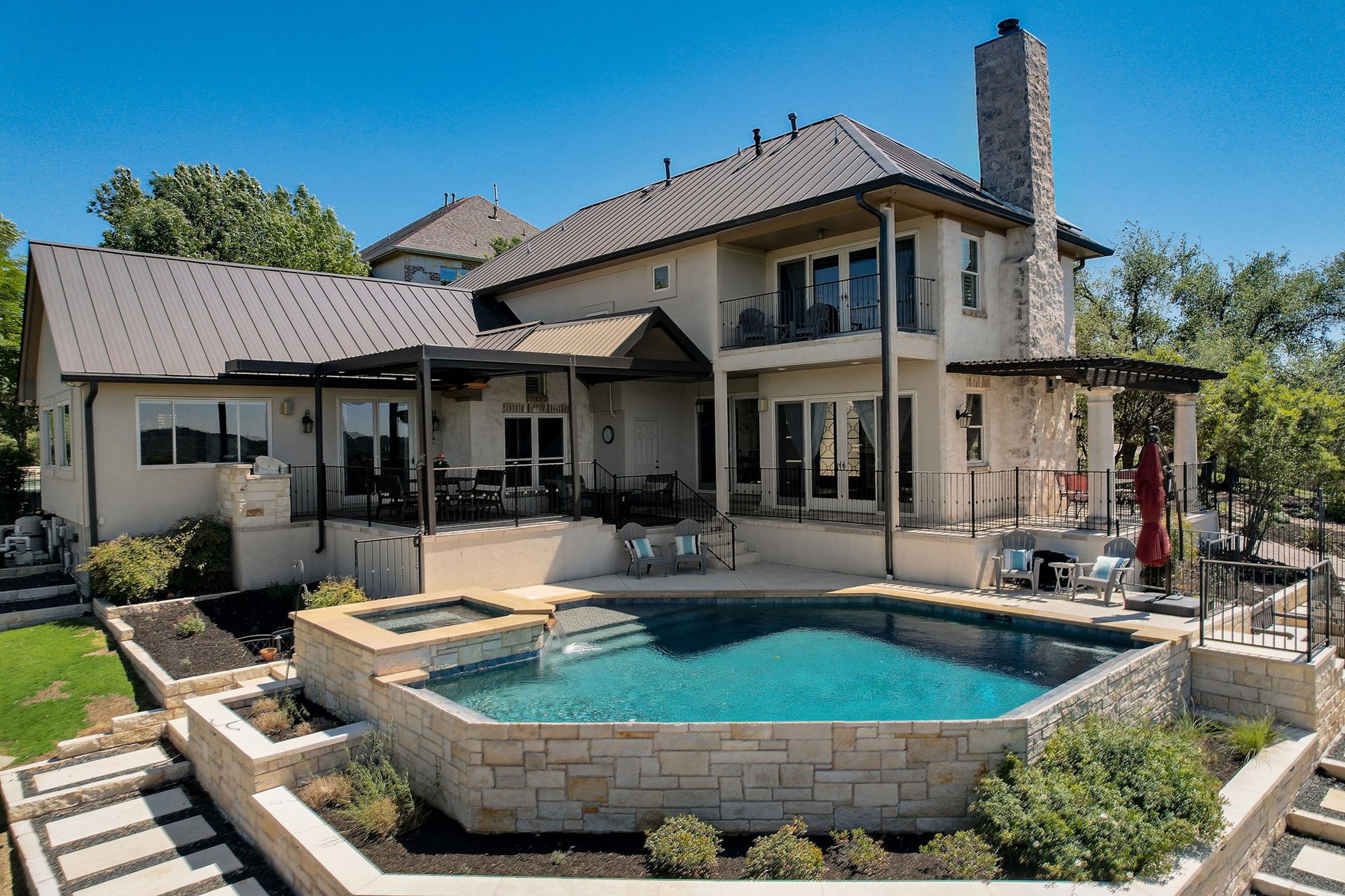 Hill Country Paradise: Luxurious 4/3 Home with Heated Pool/Spa and Spectacular Sunset Views in River Place!