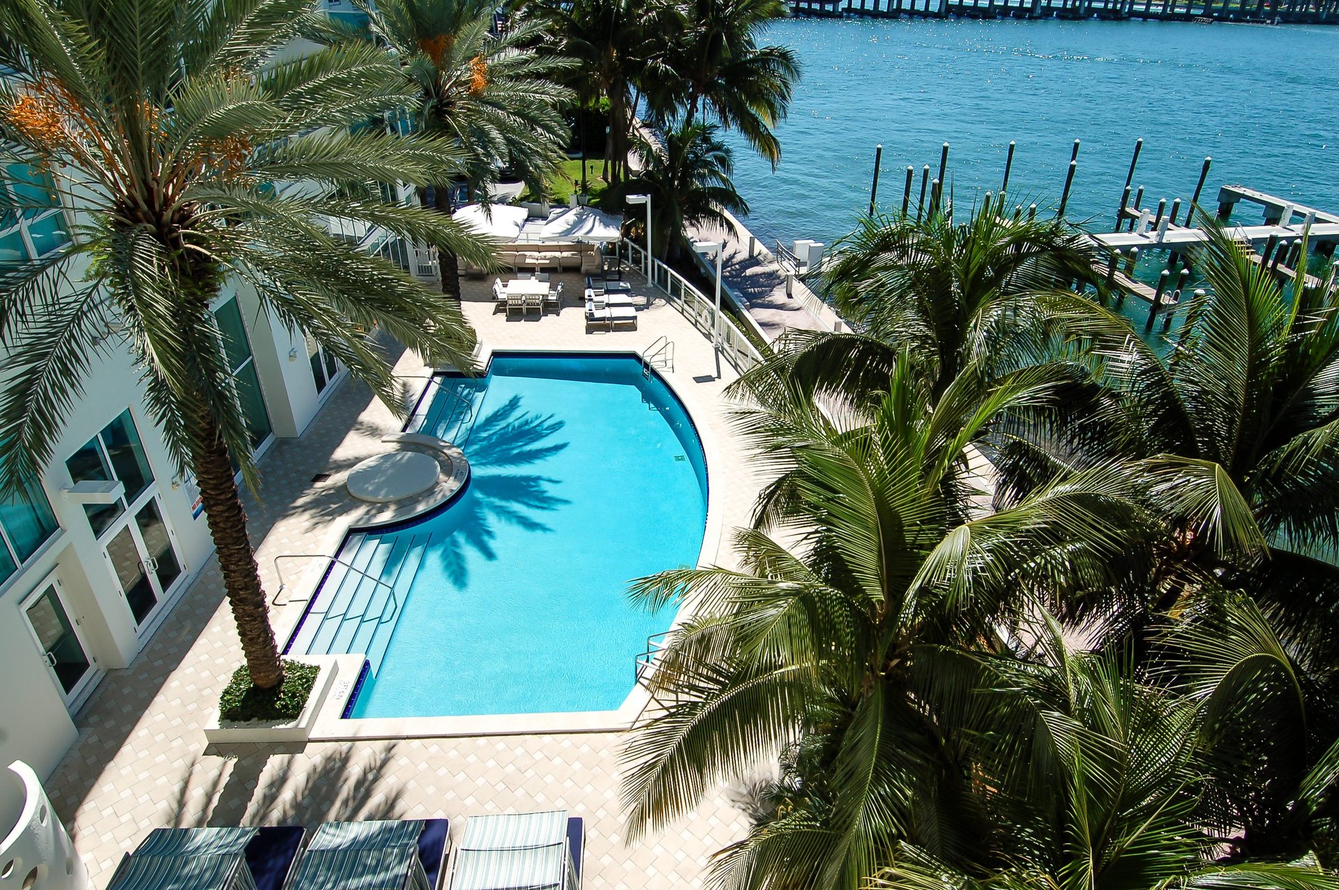 650 West Ave Unit: 2102