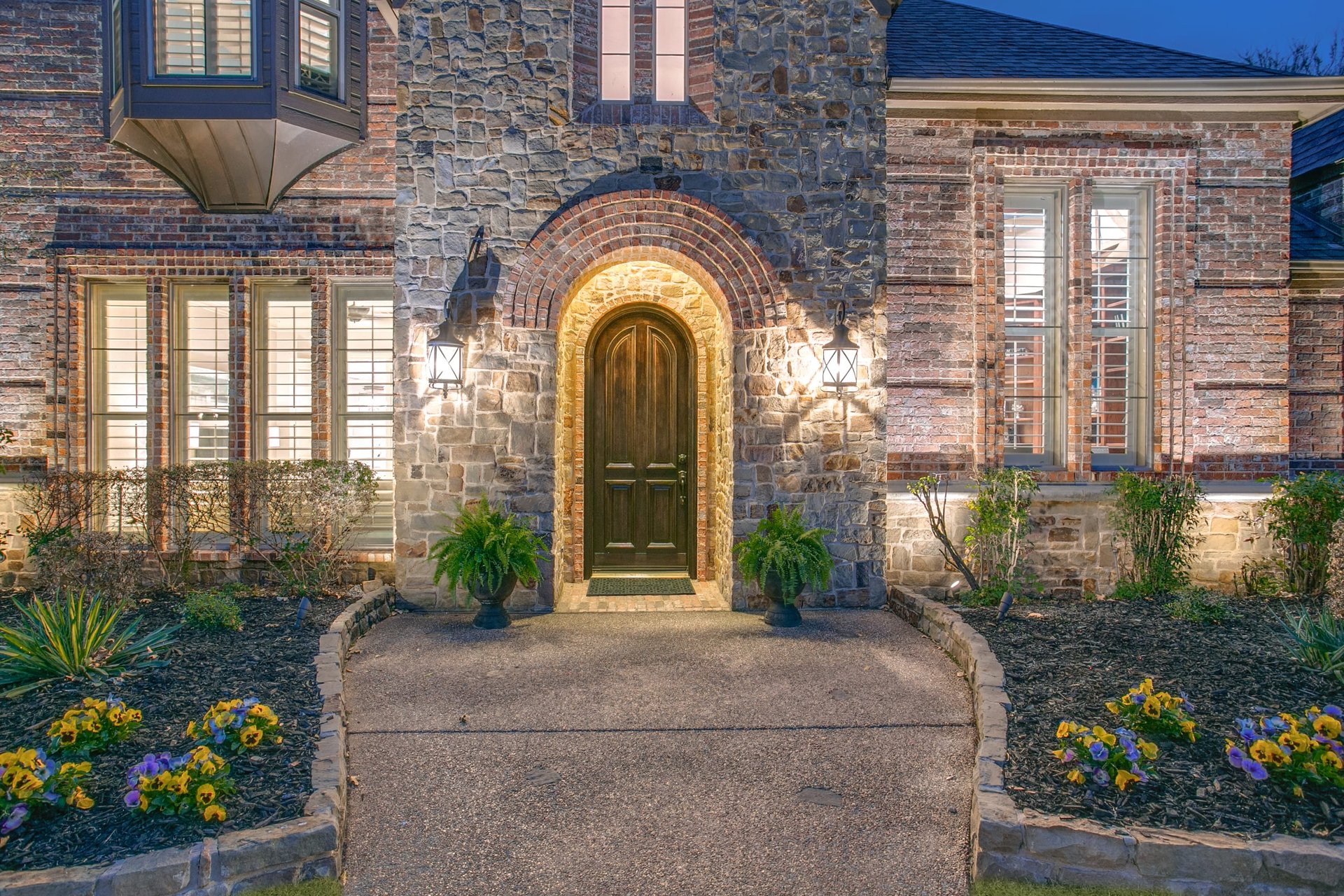 603 Stonebury Drive