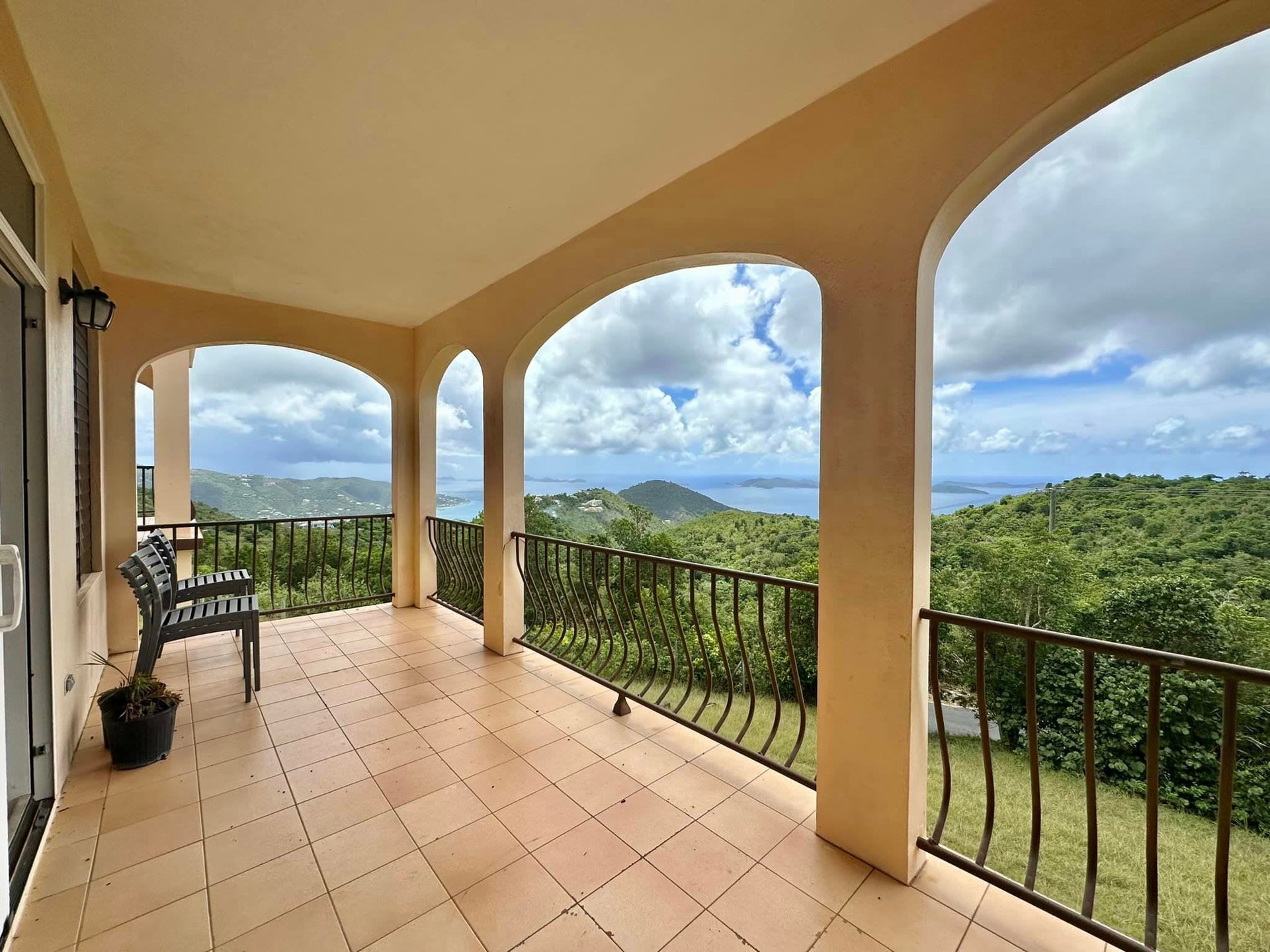 838 Joe's Hill 2 Bedroom Apartment