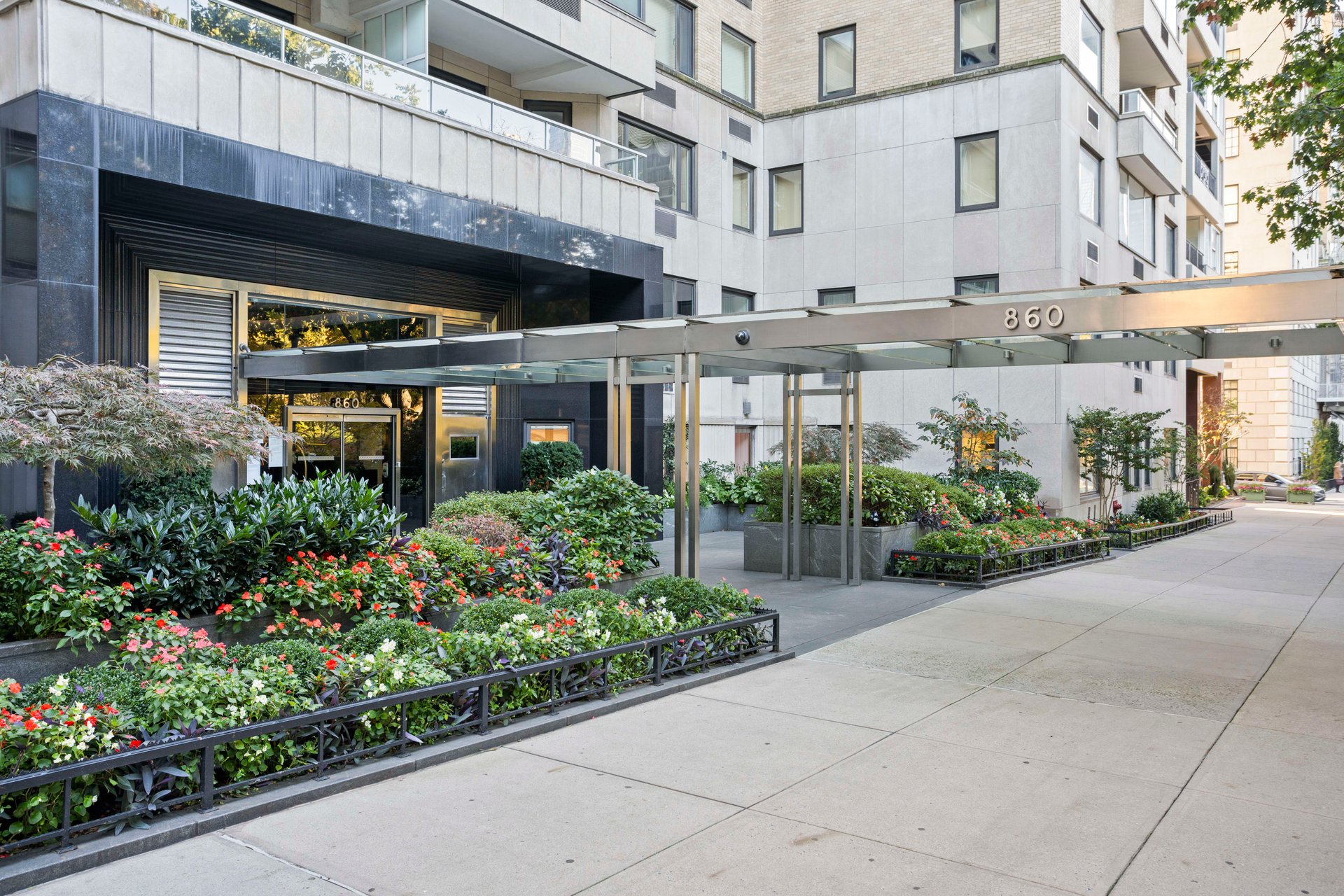 860 Fifth Avenue, 5E