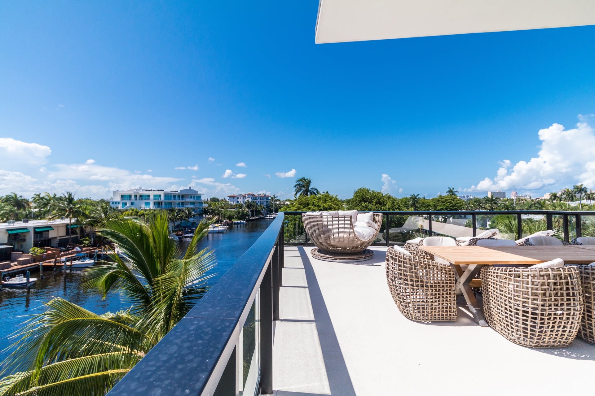 161 Isle Of Venice Dr Unit: PH-402