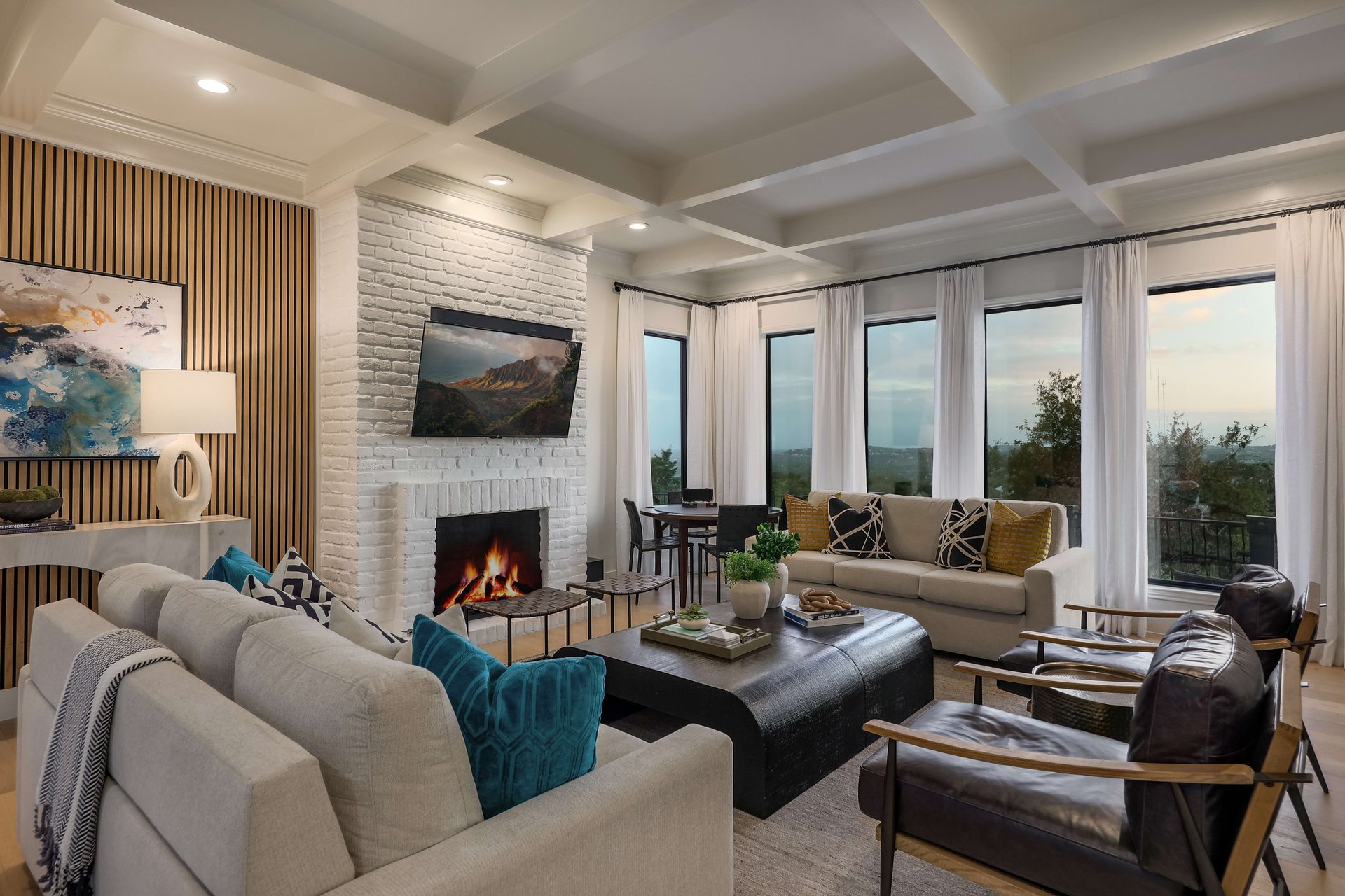 4303 Cat Mountain Drive
