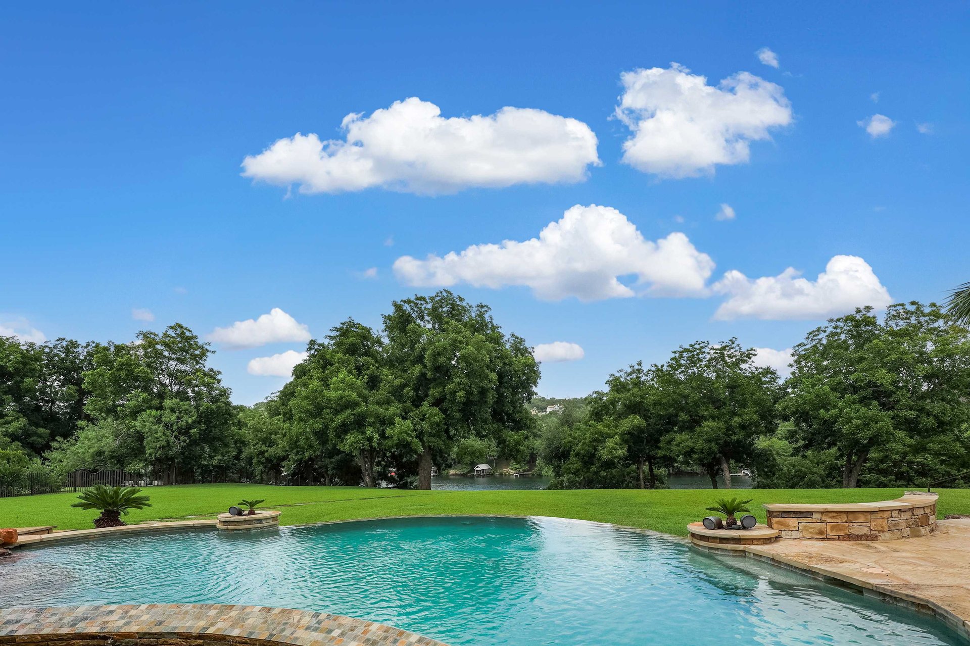 14208 Flat Top Ranch Road 