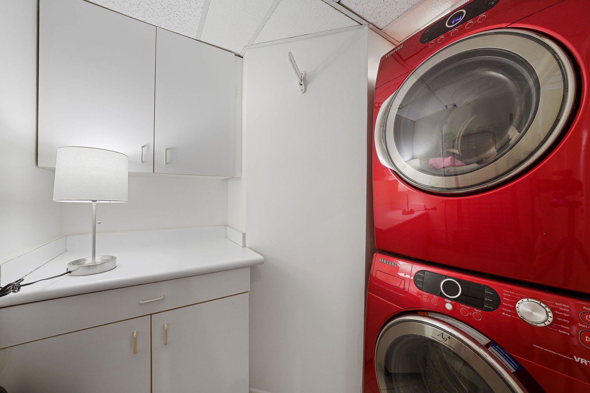 1010 California Ave #307, North of Wilshire