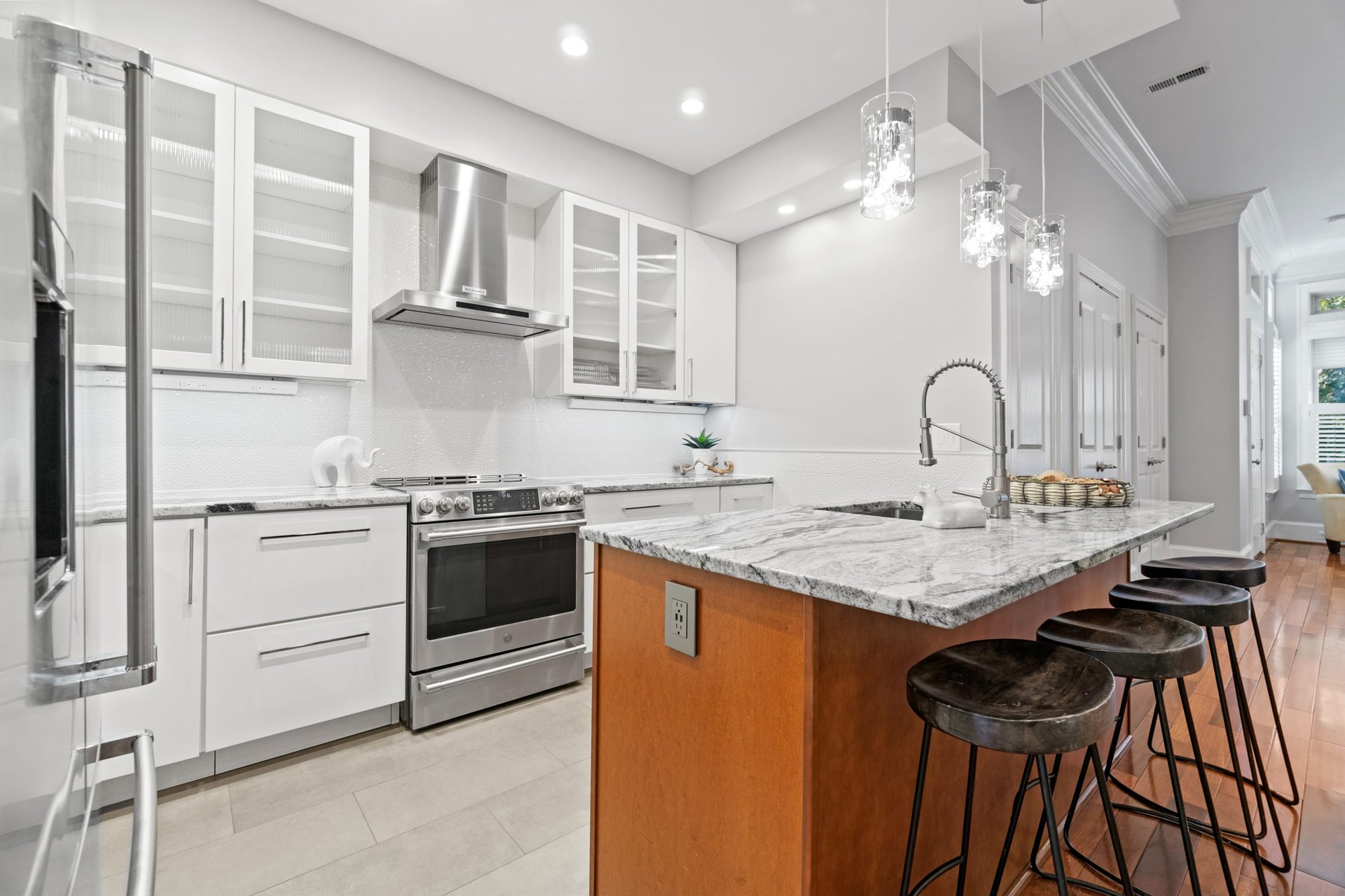 1815 6TH STREET NW Unit: 1