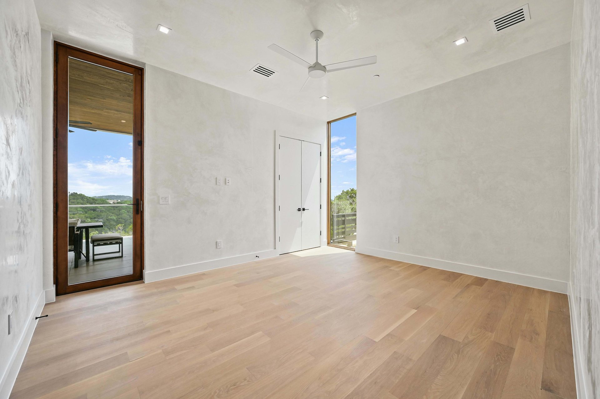 2 Valbella Drive