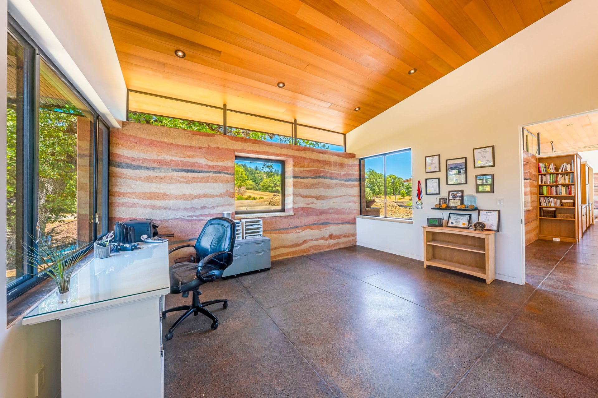 Modern Anderson Valley Enclave