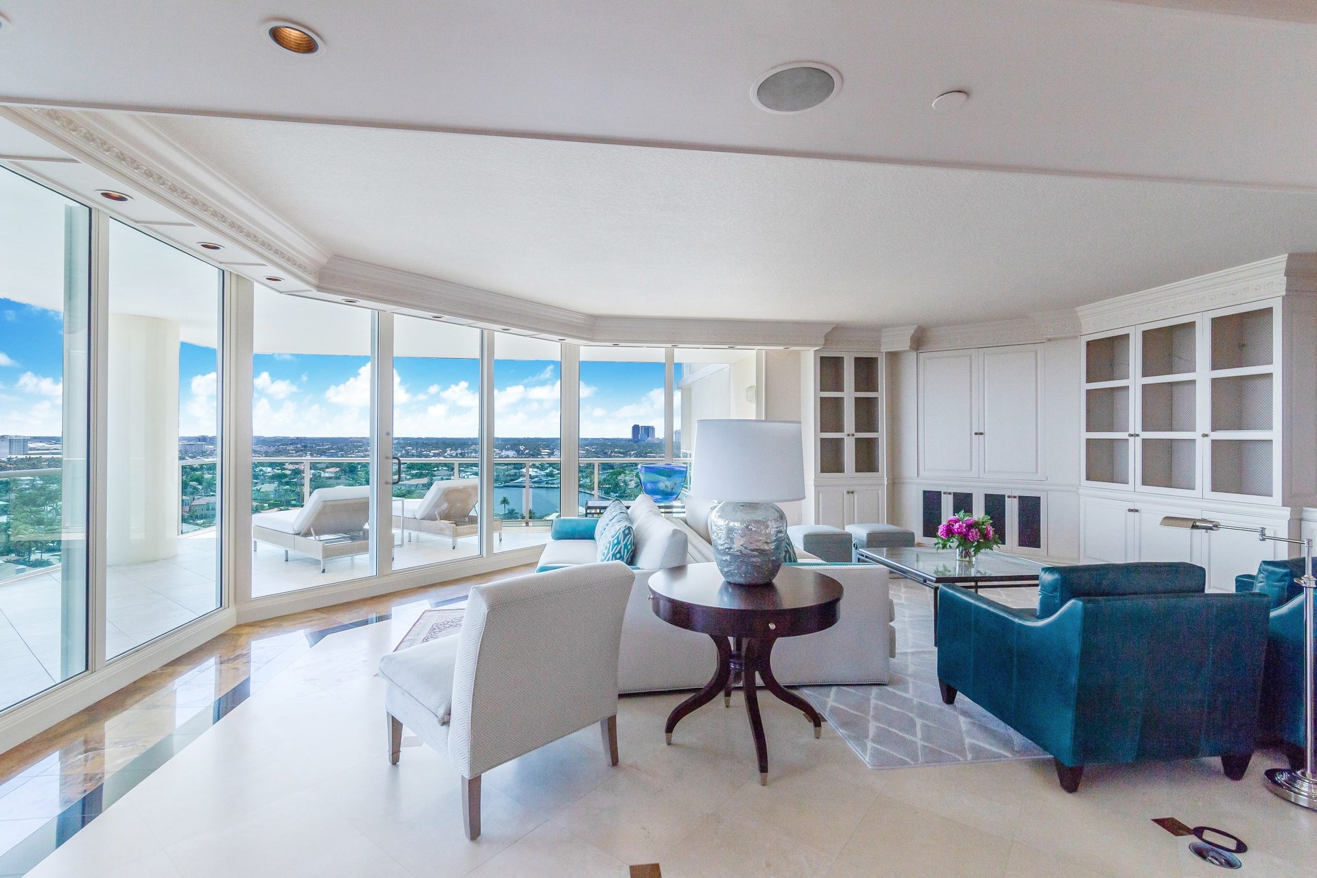 3055 Harbor Dr Unit: 1703