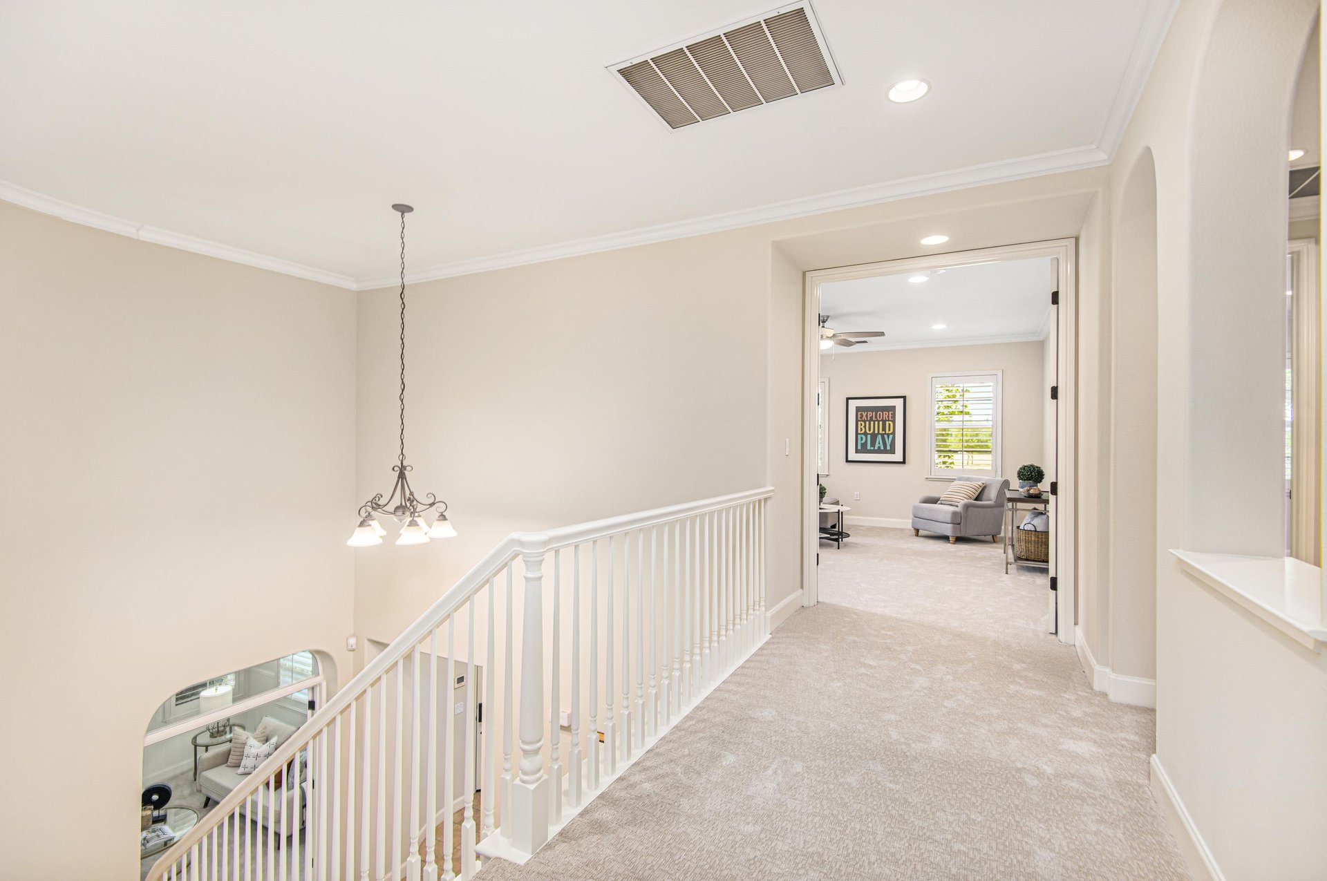 2112 Laguna Creek Lane