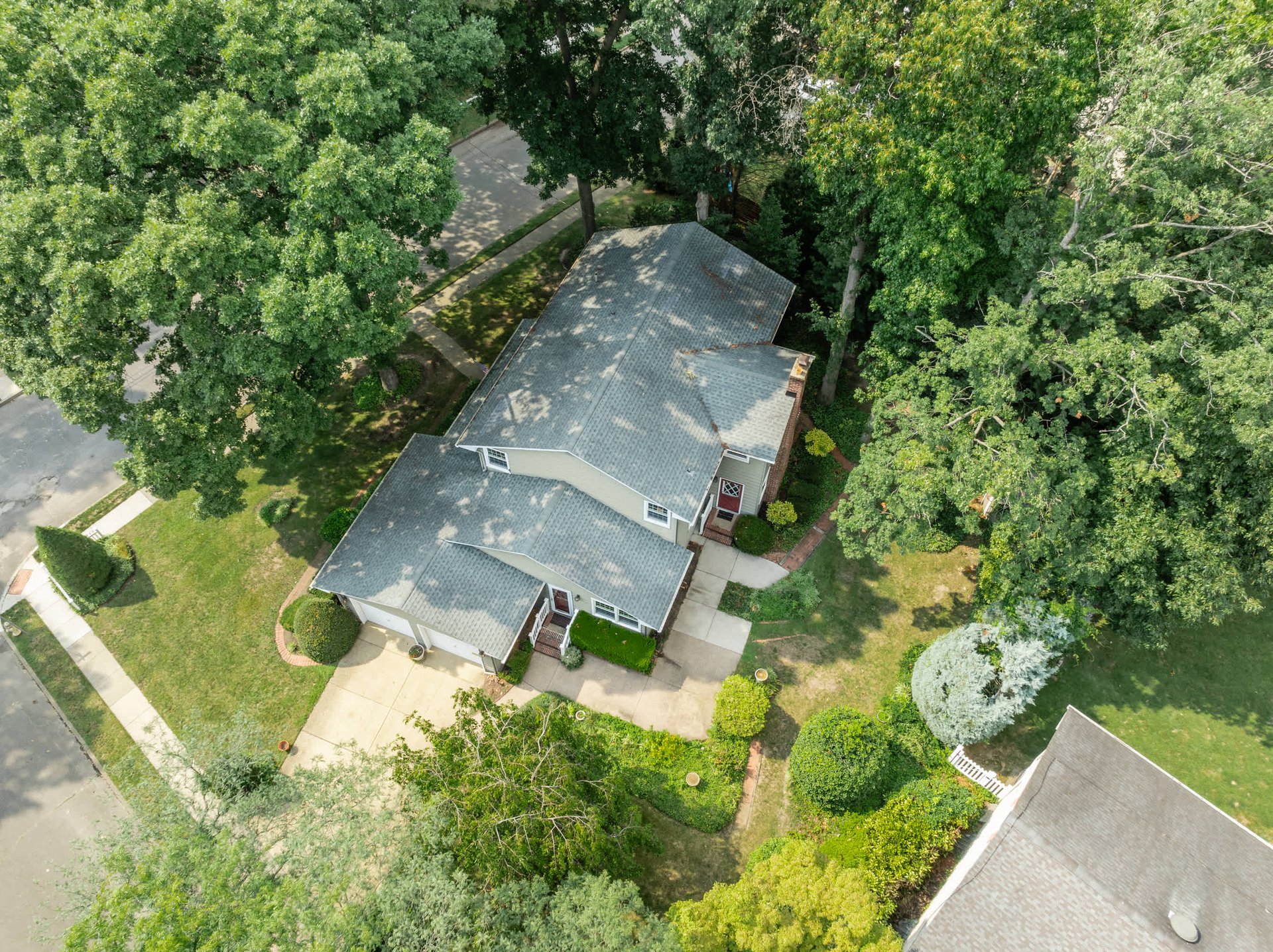 1625 Cedar Ave