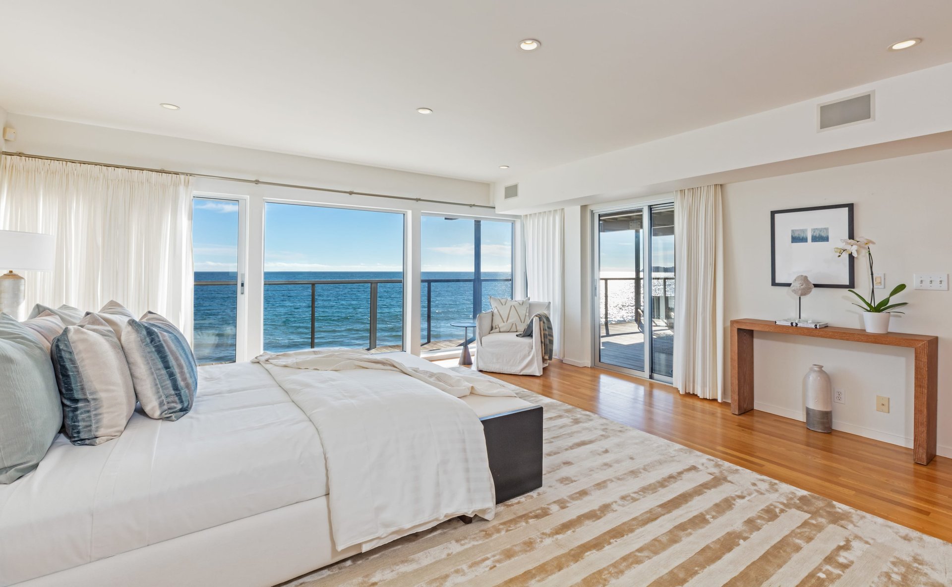 27050 Malibu Cove Colony Dr