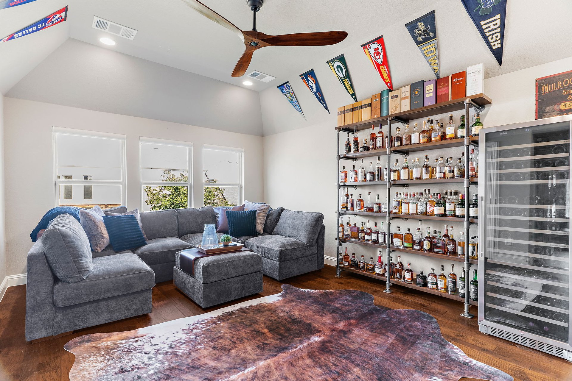 2082 Kennedy Drive (3% BAC)
