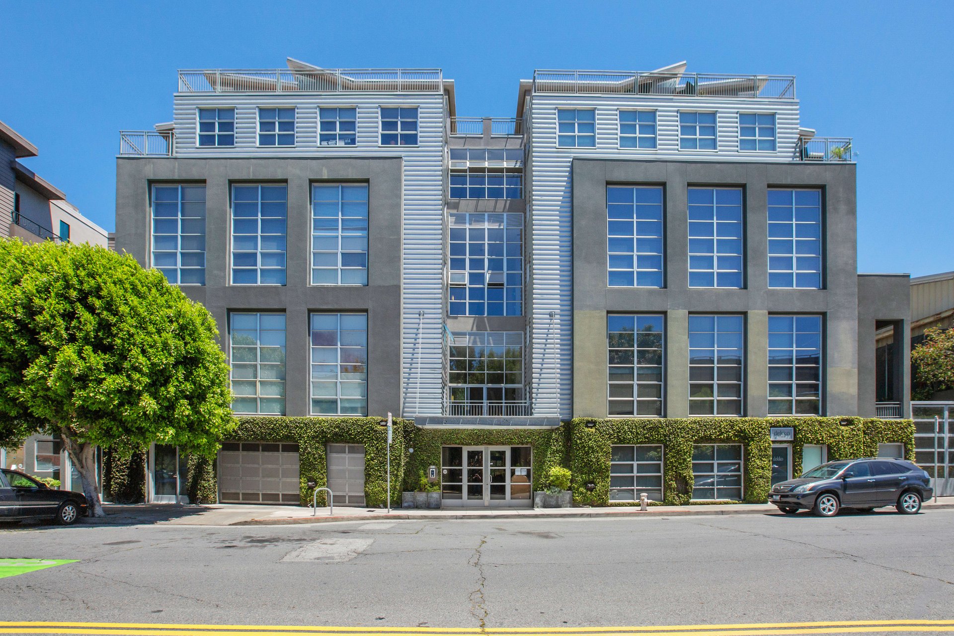 The Quintessential Urban Dogpatch Residence