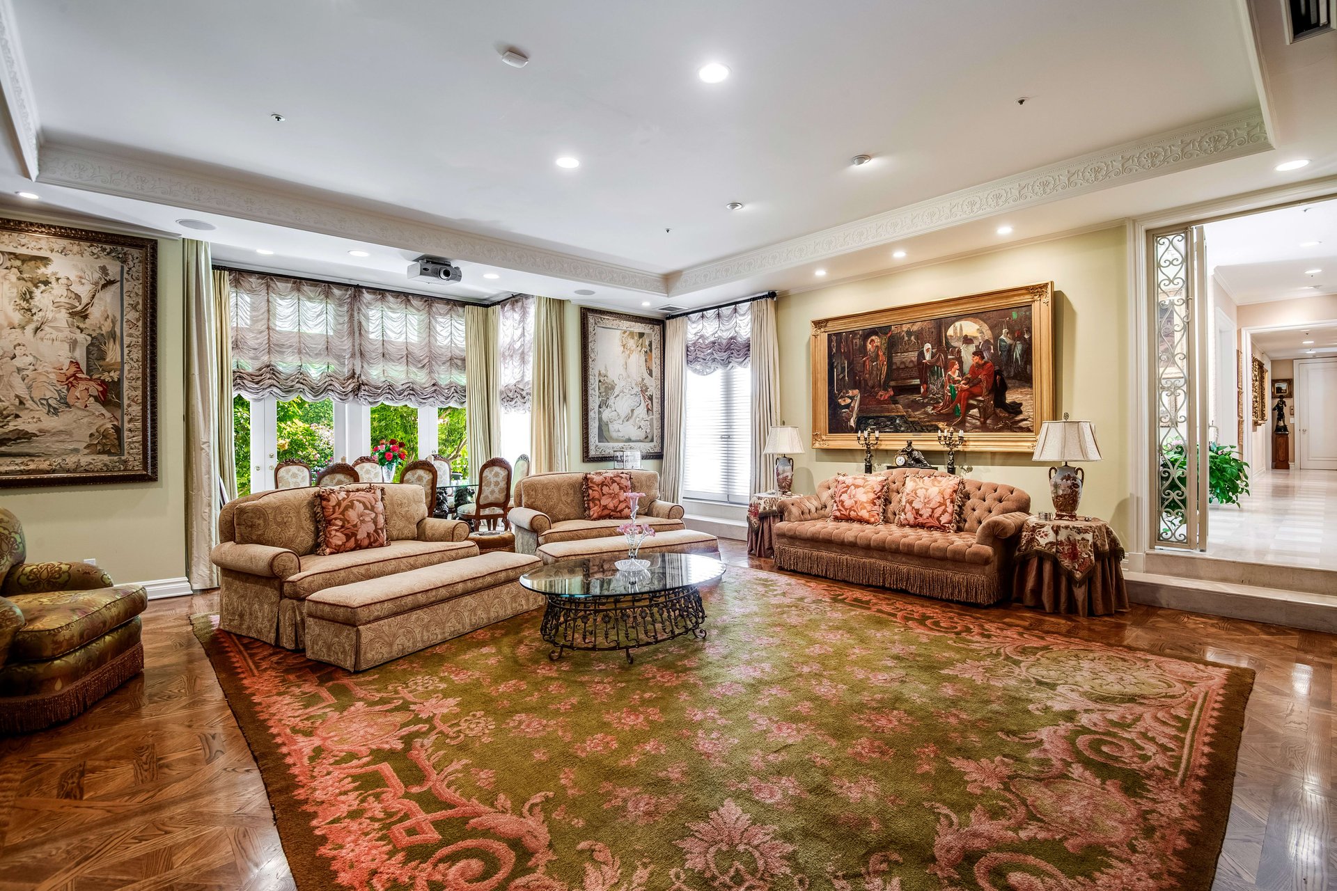 702 N Sierra Dr, beverly hills