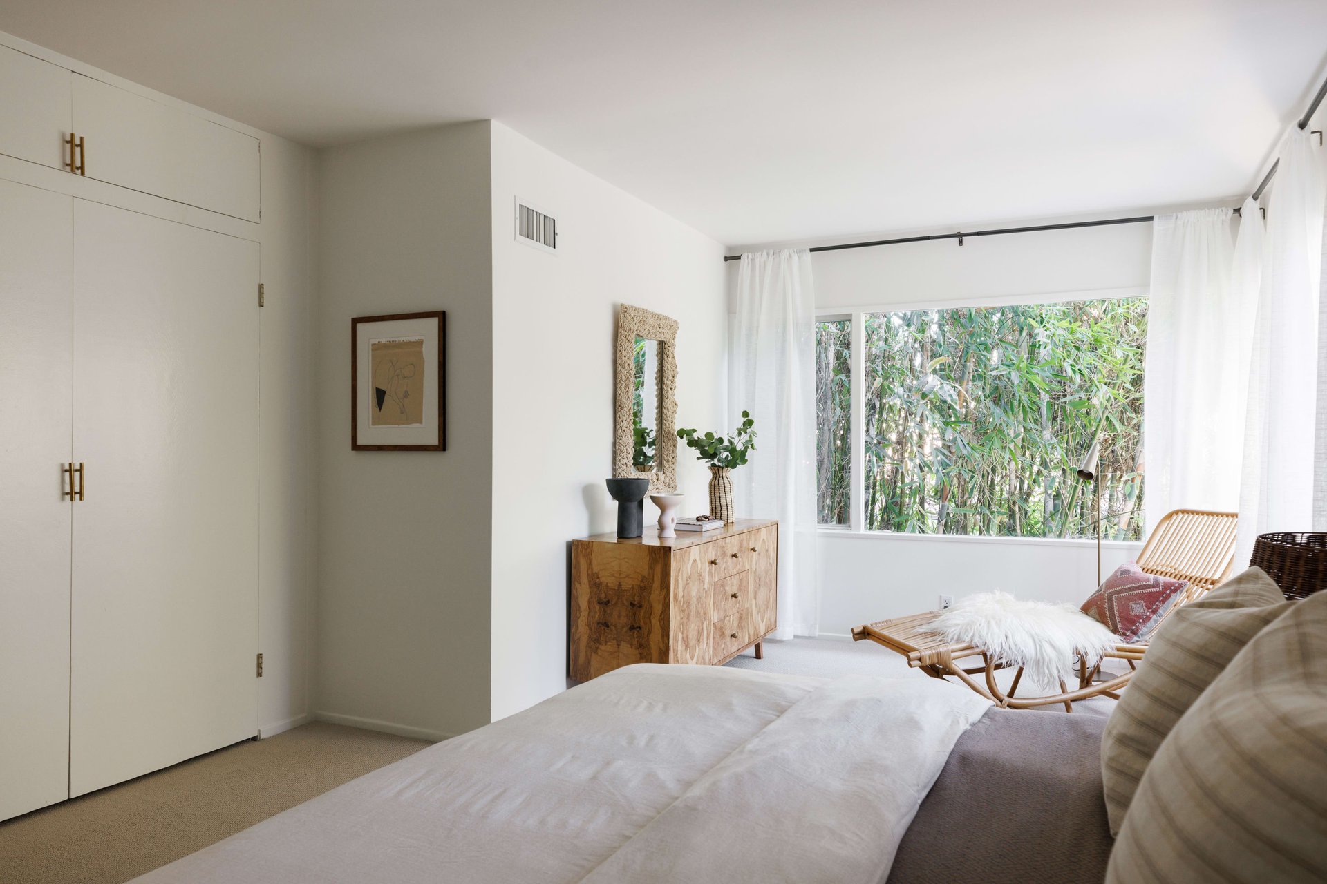 A Peaceful c. 1954 Architectural in Los Feliz
