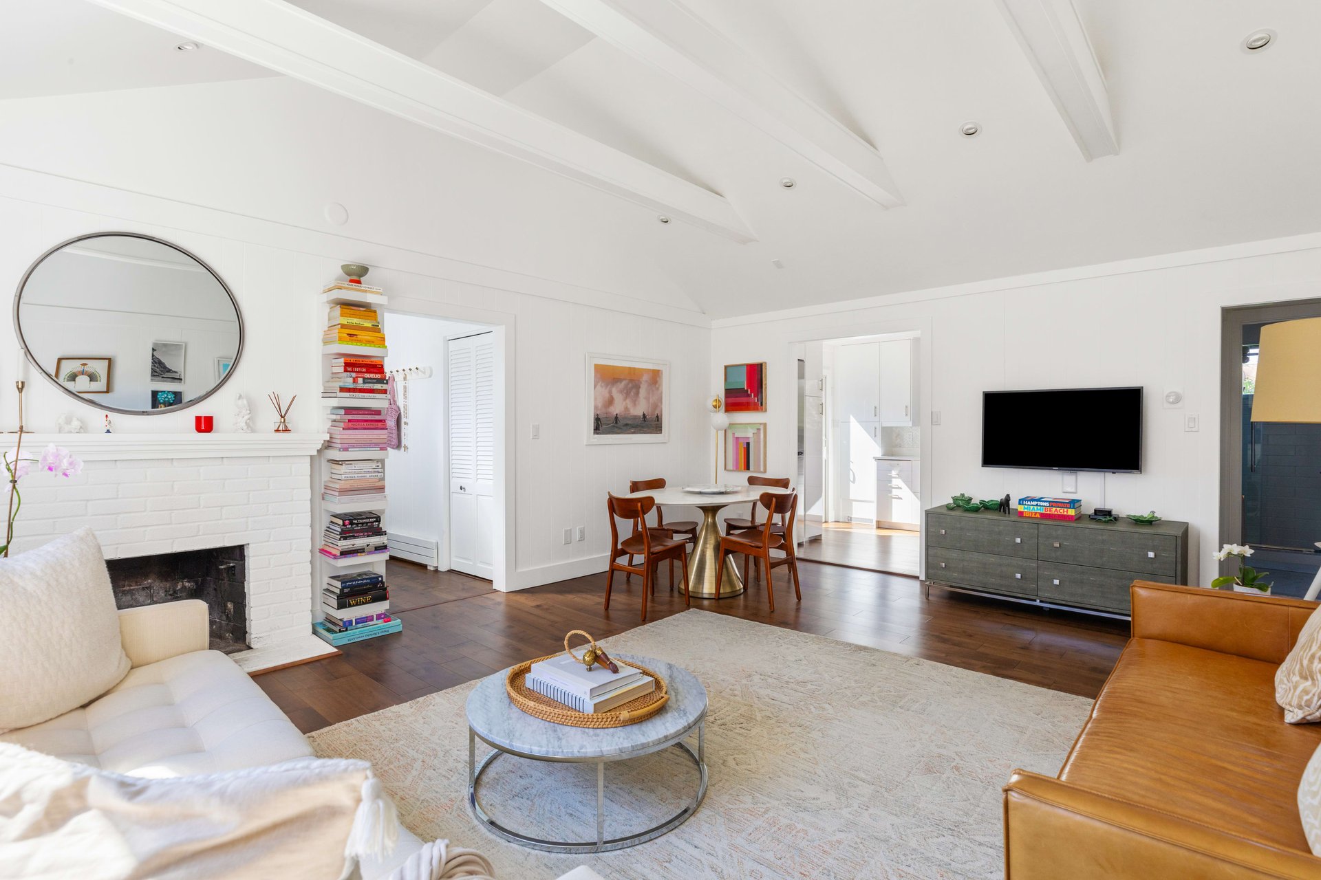HIGHEST SALE ON BAY ROAD