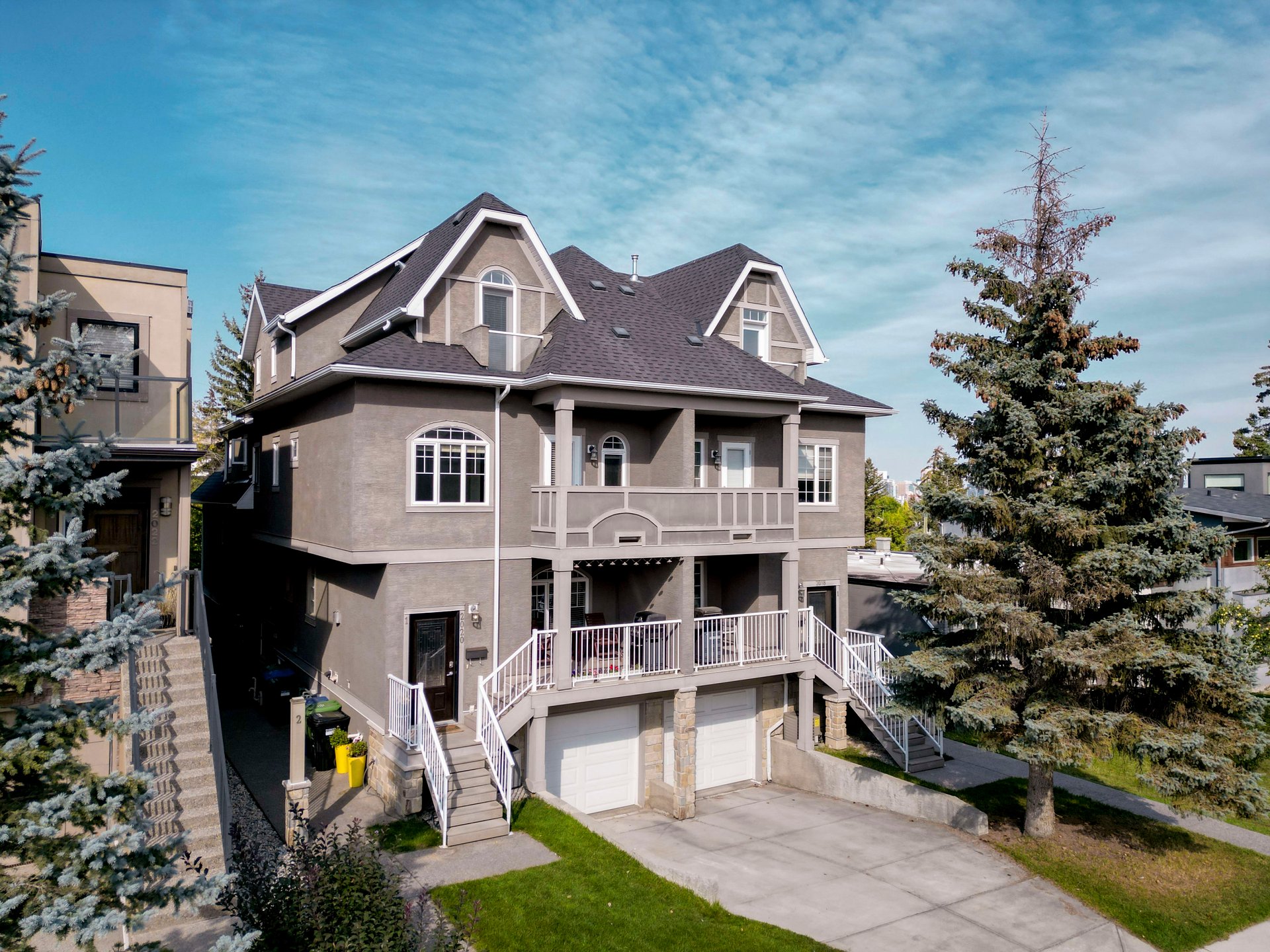 2020 27 Avenue SW Unit: 1