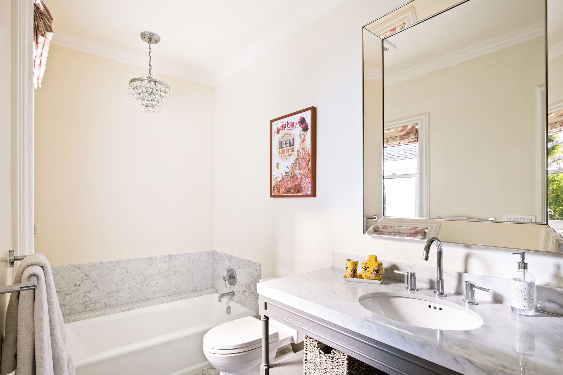 16659 Ashley Oaks, Encino