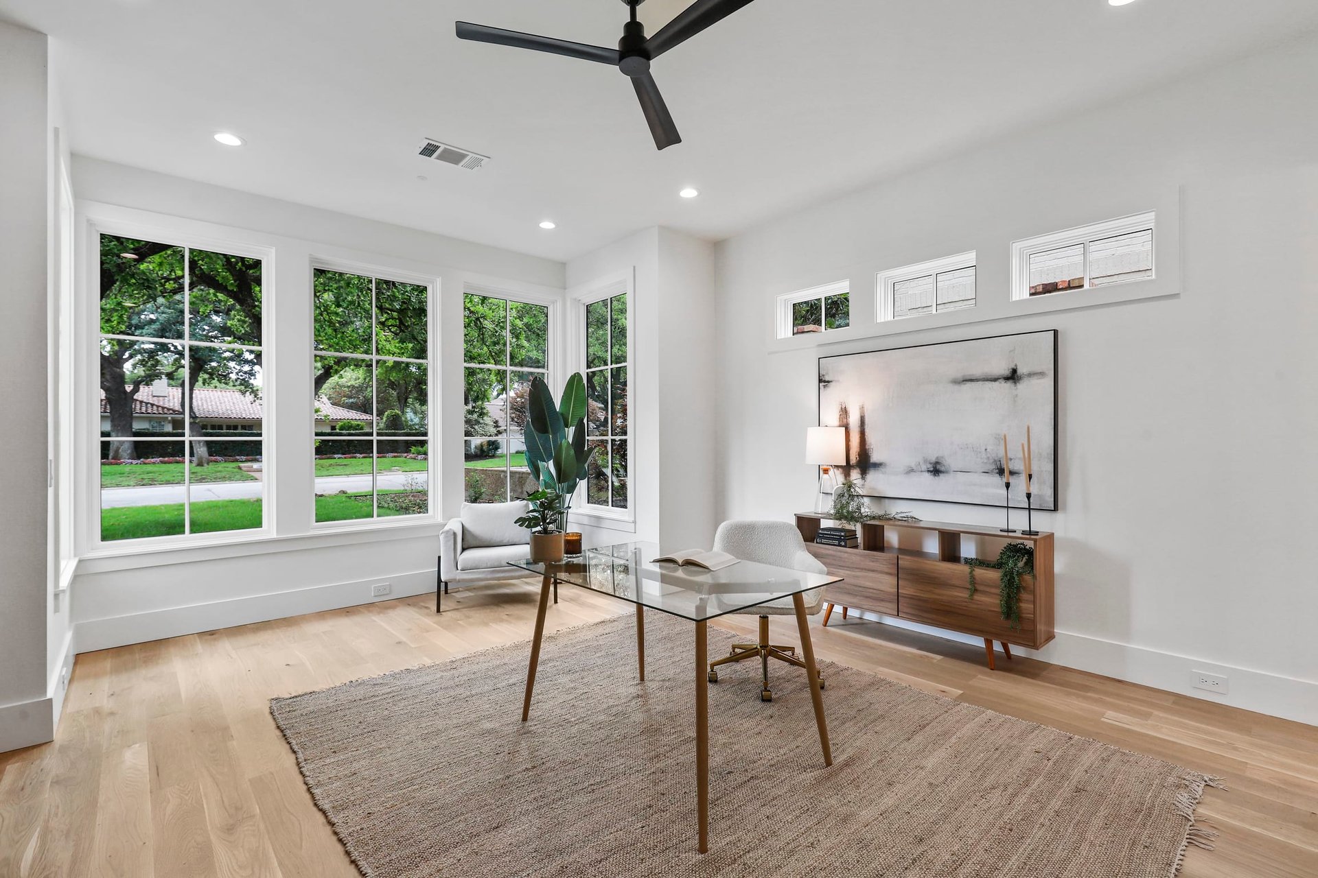 109 Crestwood