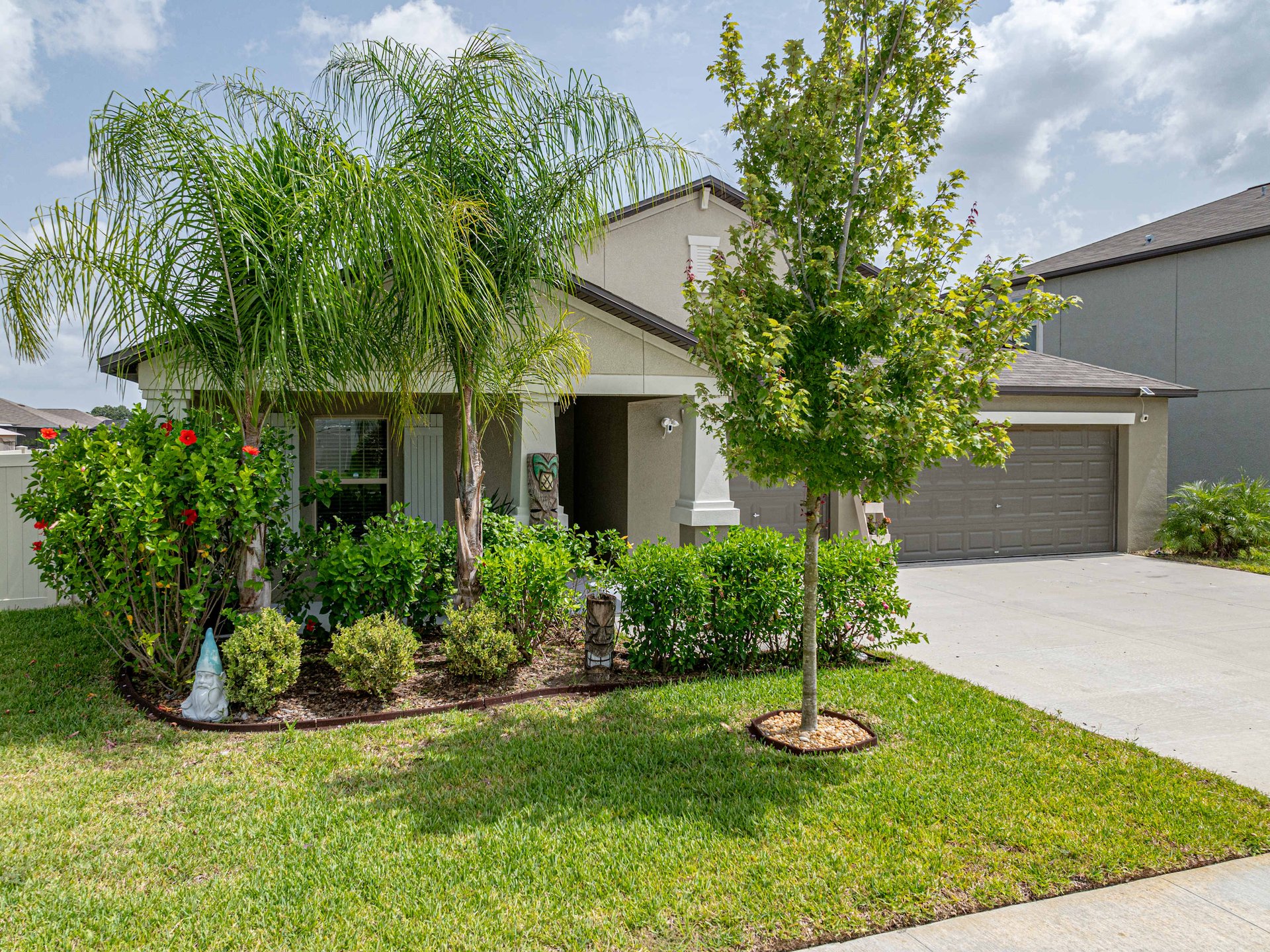 5474 LESLIE CANYON DR