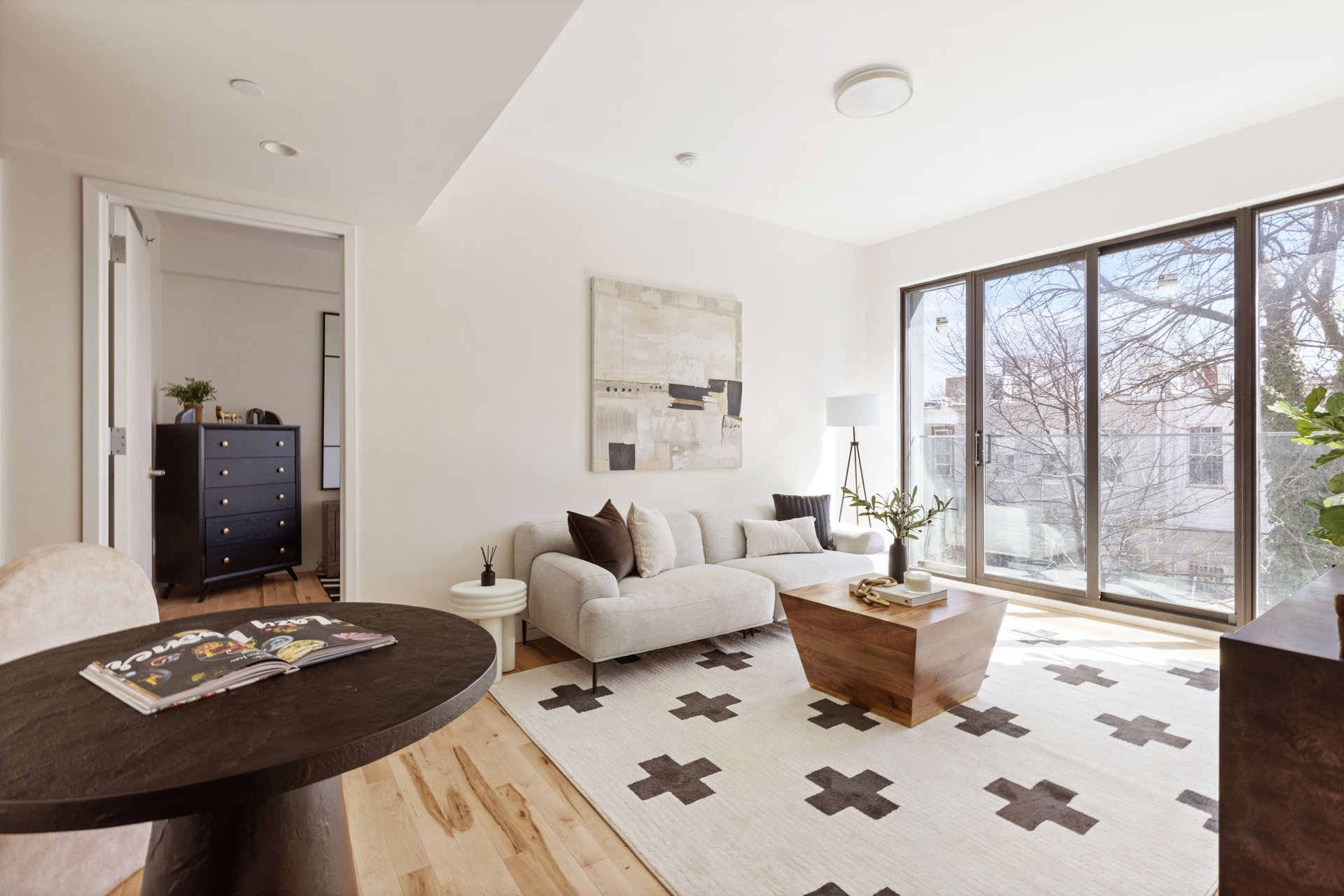 1064 Hancock Street, Unit 203
