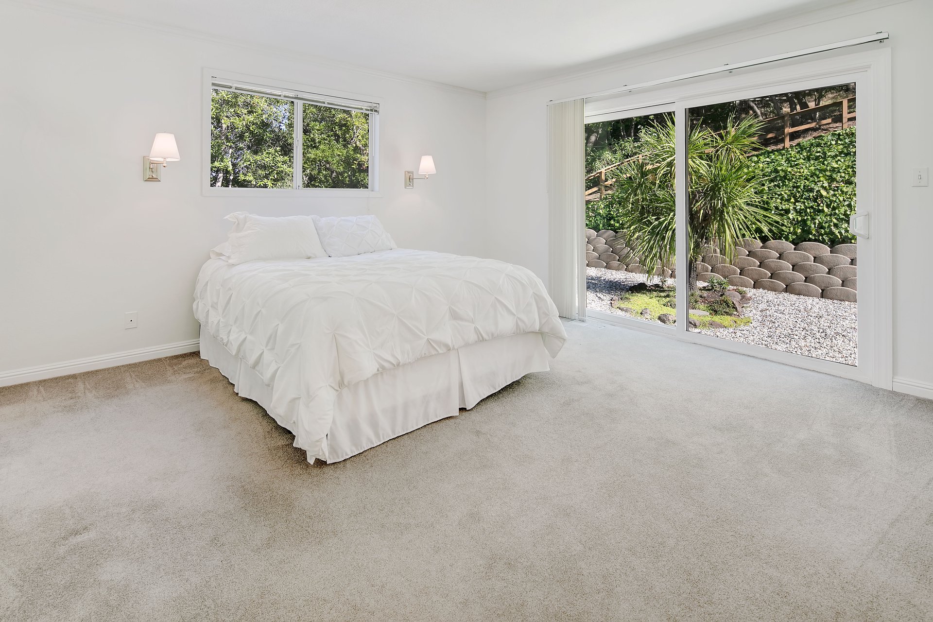 42 Taft Ct