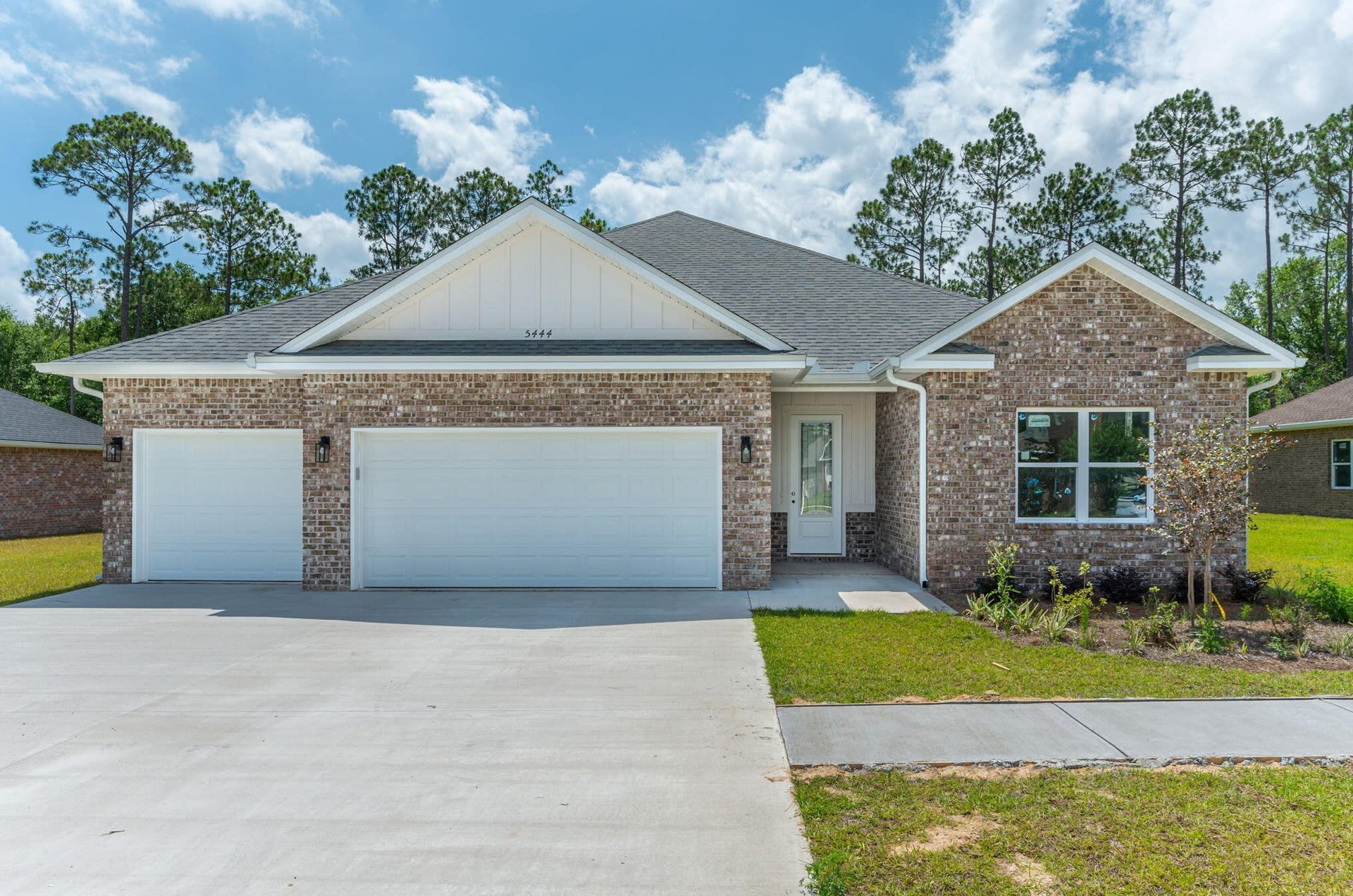 5444 Jenee Court