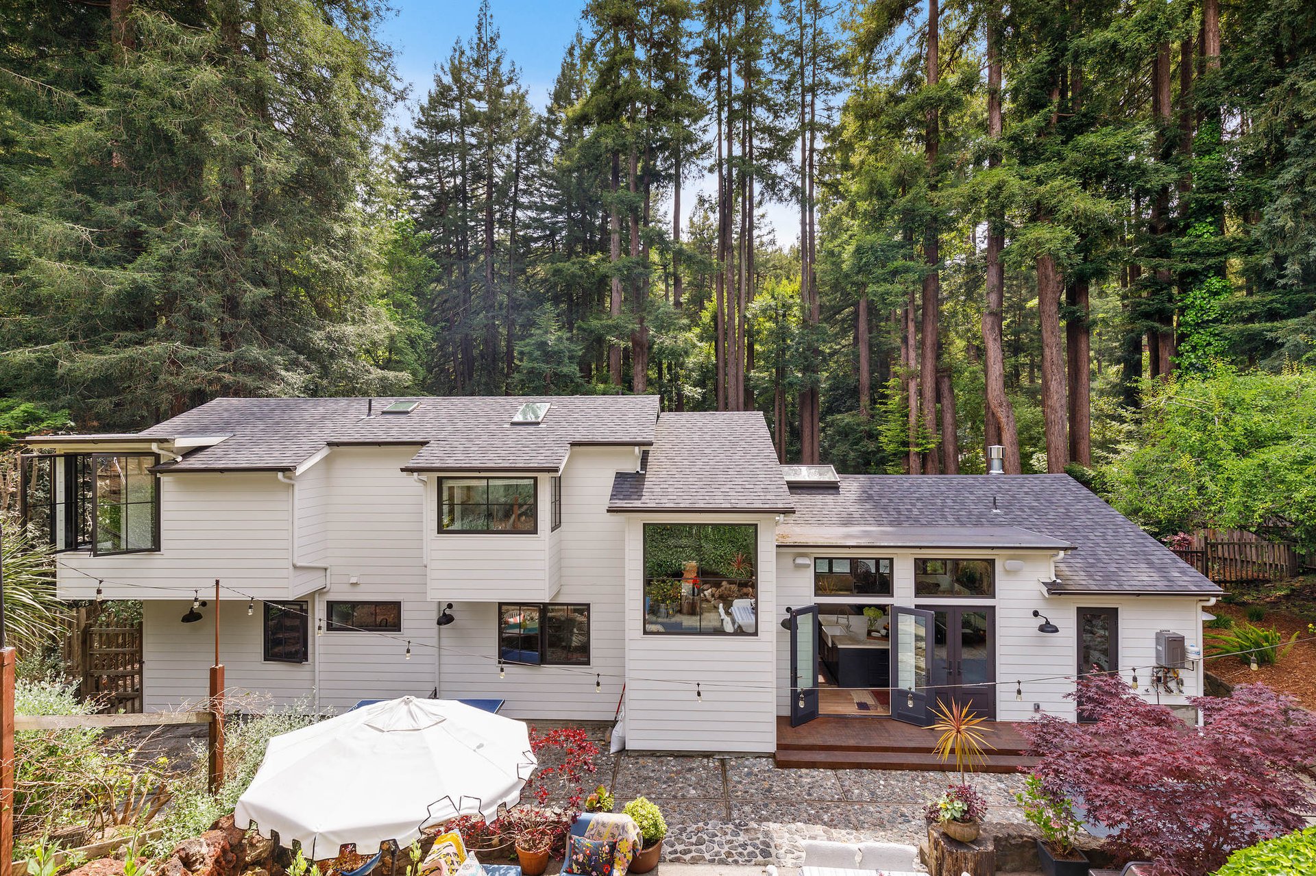 180 Cascade Drive