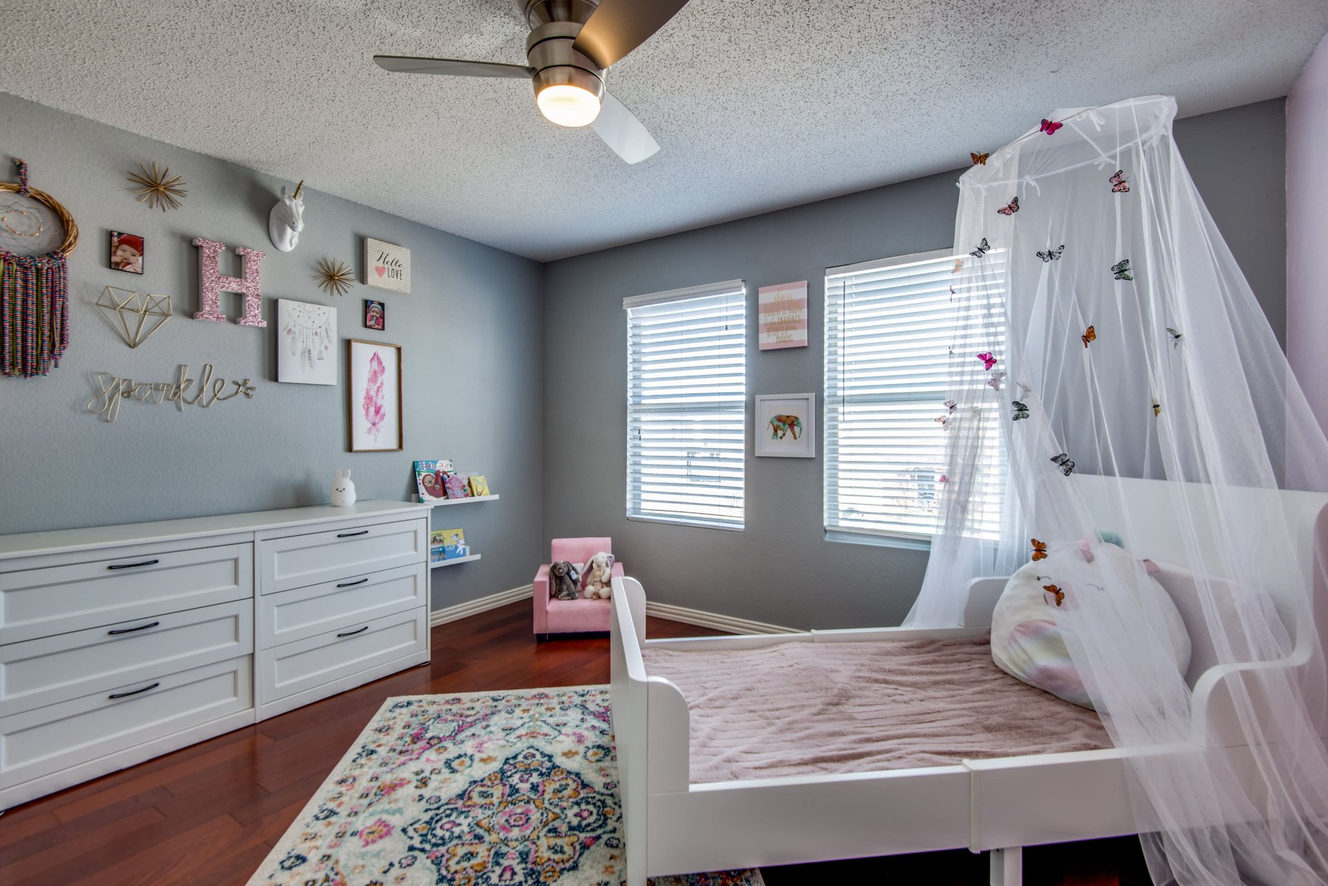 2716 Lazy Oak Drive