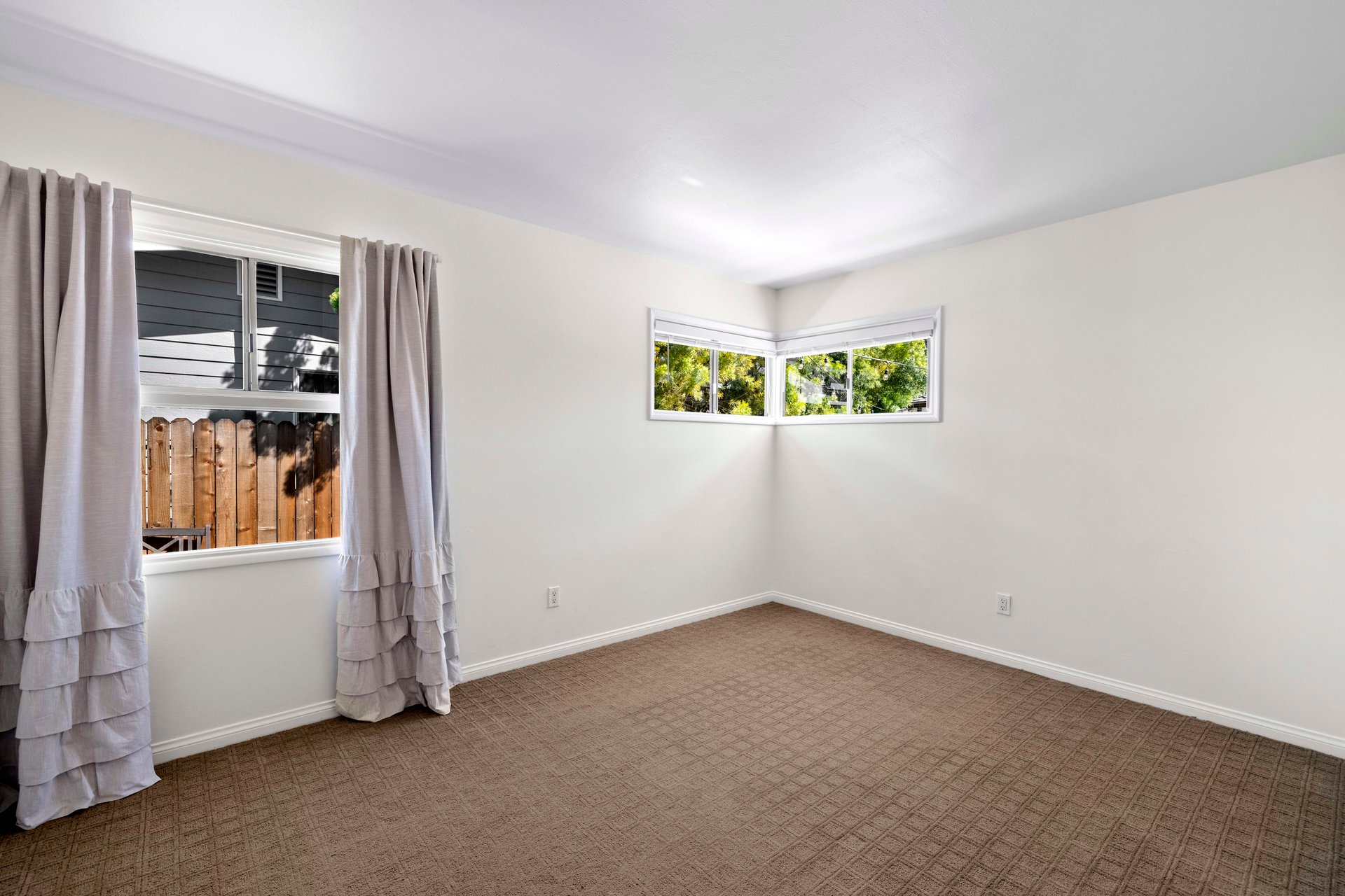 2506 Westminster