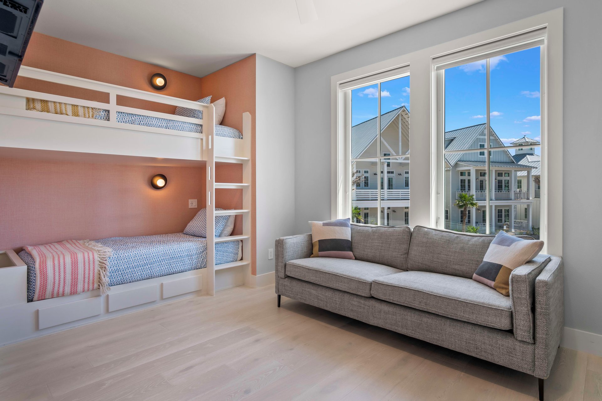 104 Neighborly Way, Port Aransas, TX 78373