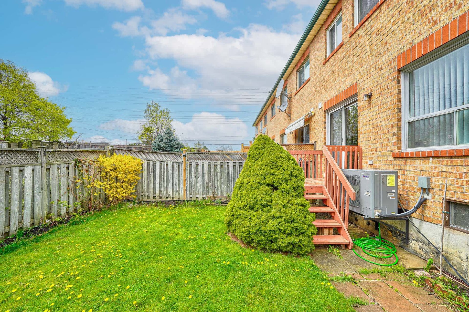 6980 Dunnview Crt