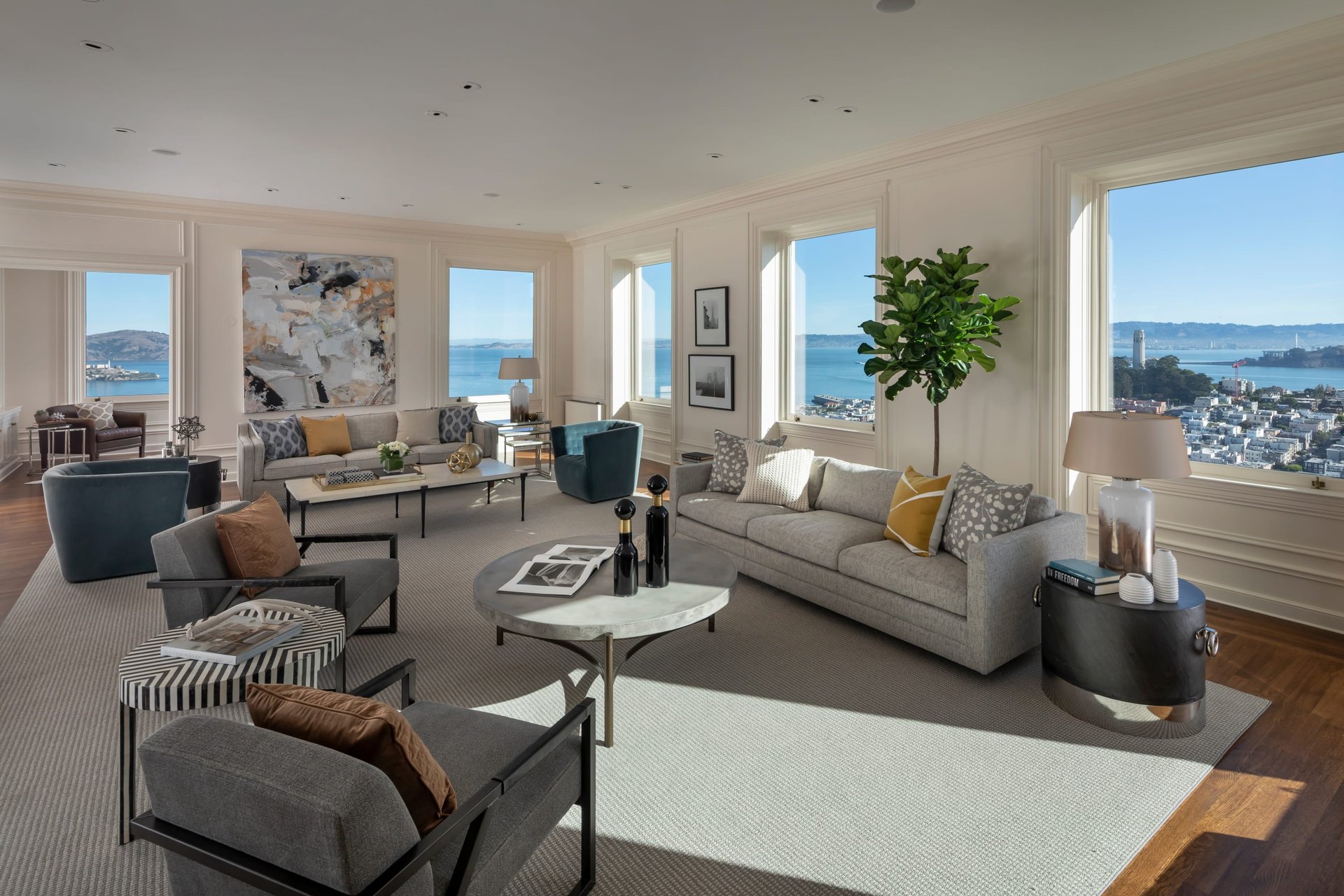 High Floor Apartment at 945 Green