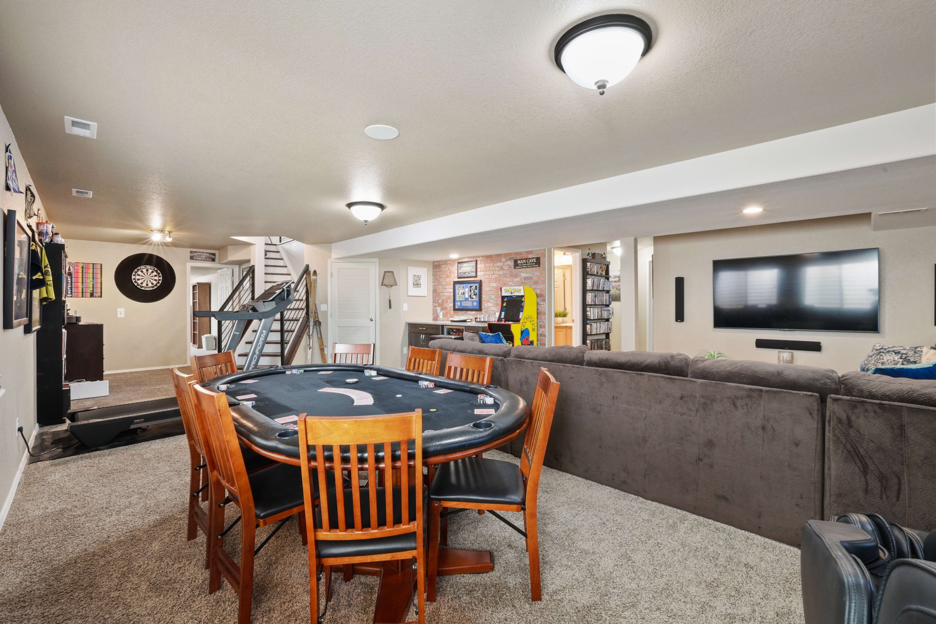6435 Coyote Ridge CT, Colorado Springs, CO 80923